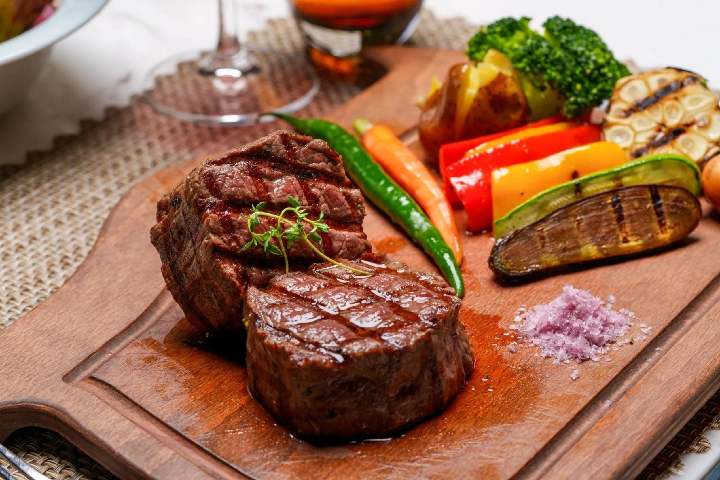 Restaurant/places to eat in Trendy Lara