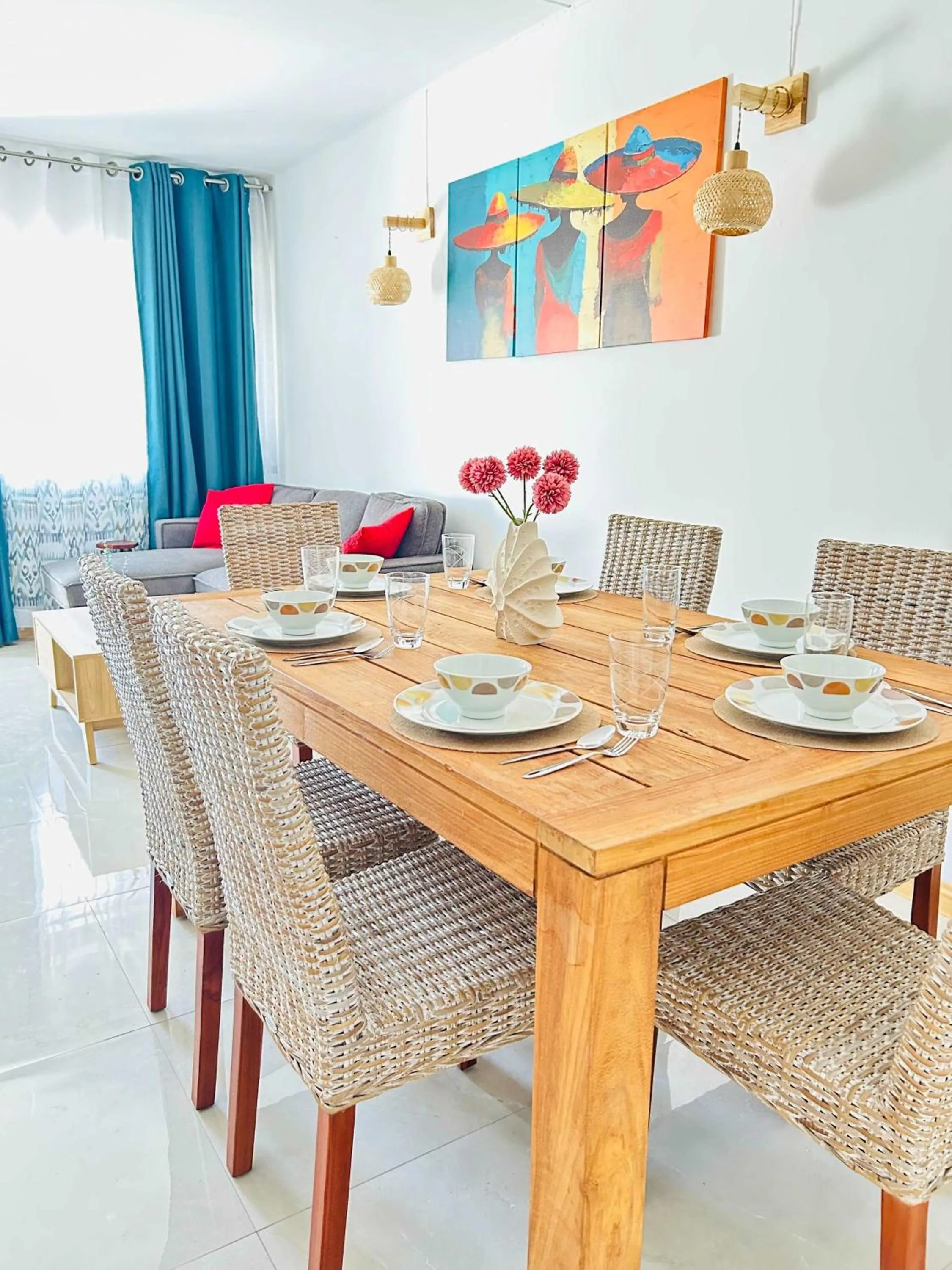 Cozy Apt, 5 Min Walk to Beach - LF7