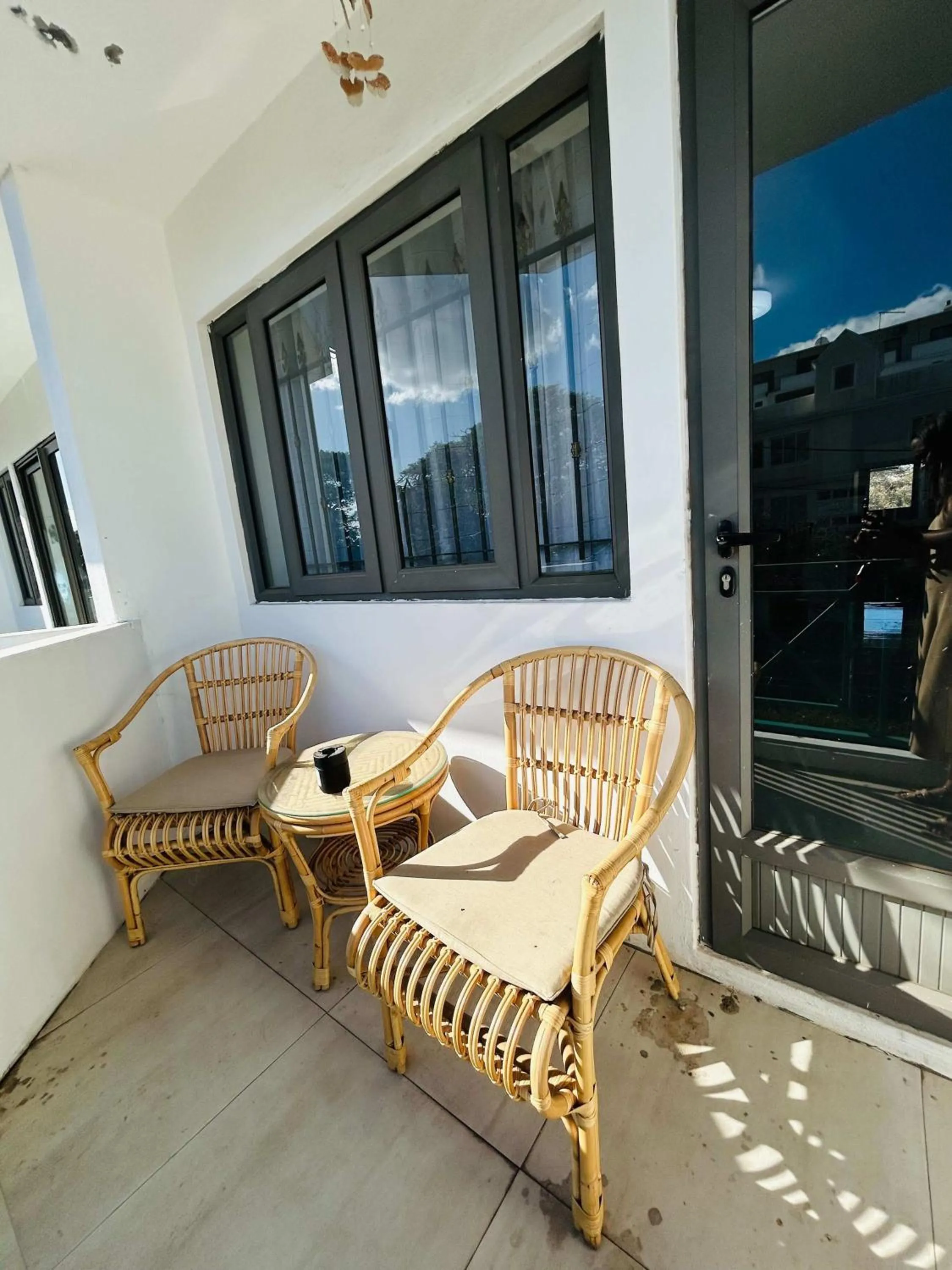 Cozy Apt, 5 Min Walk to Beach - LF7