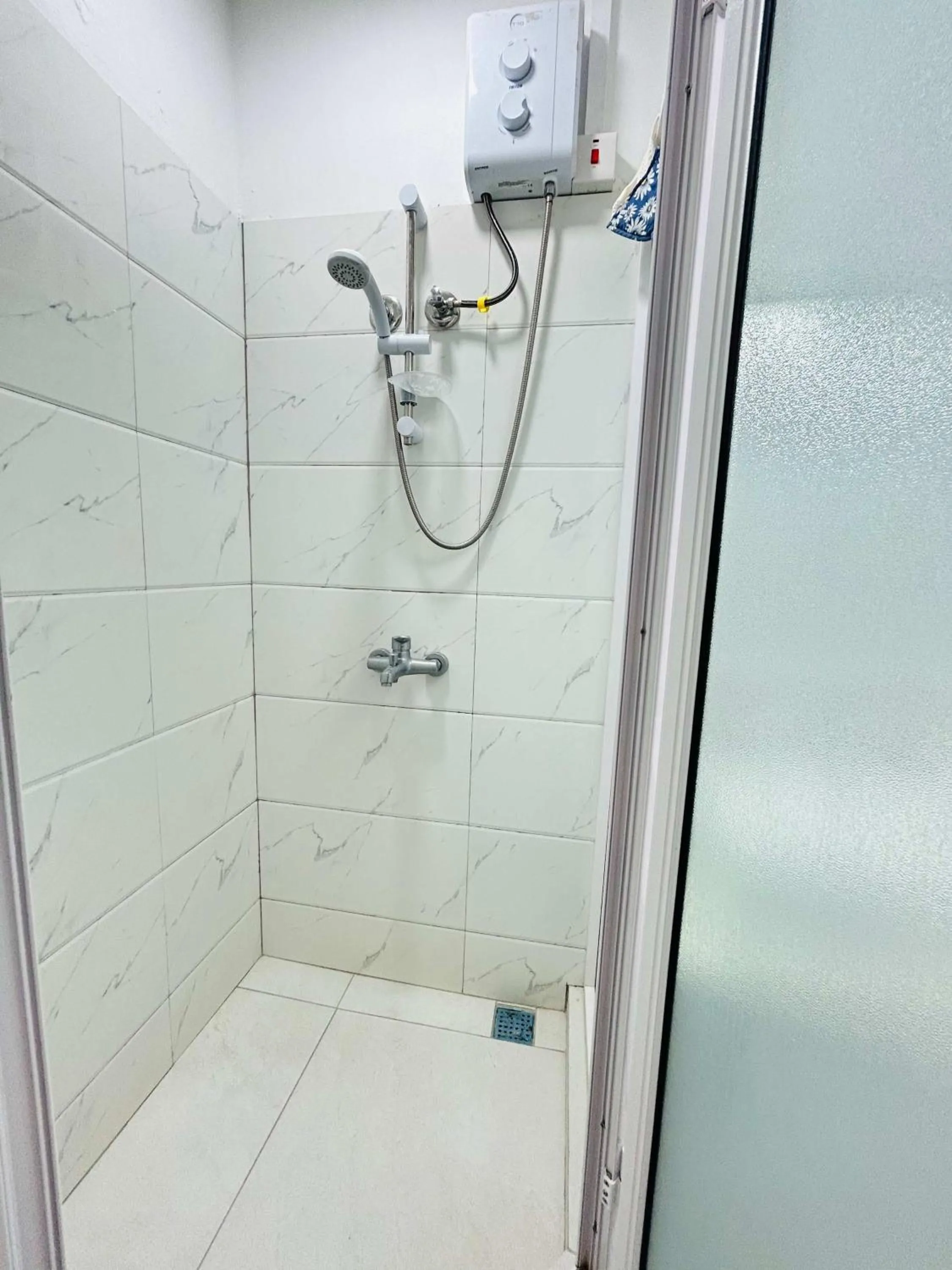 Cozy Apt, 5 Min Walk to Beach - LF7