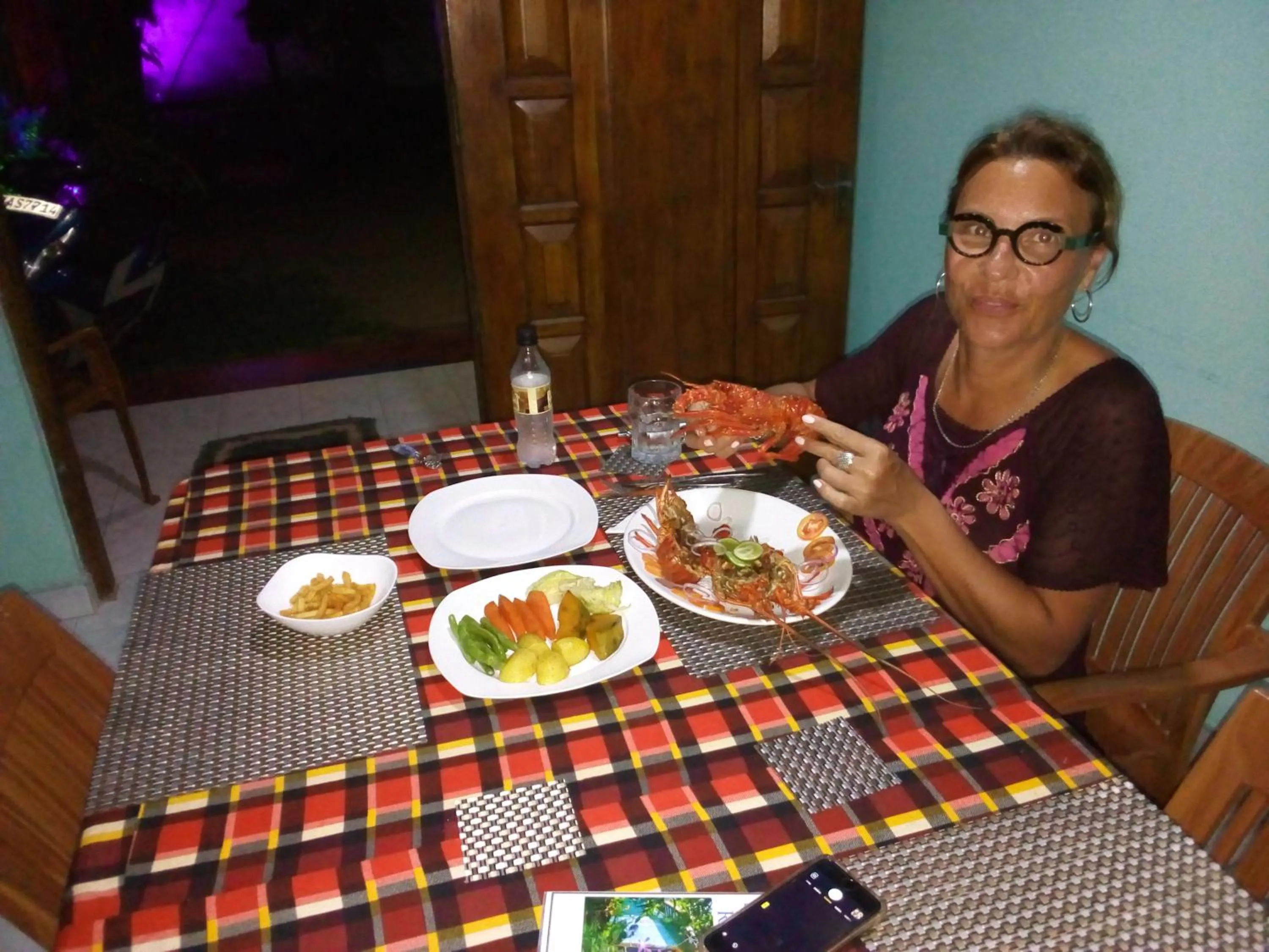 Restaurant/places to eat in Nethmi Homestay & family Restaurant