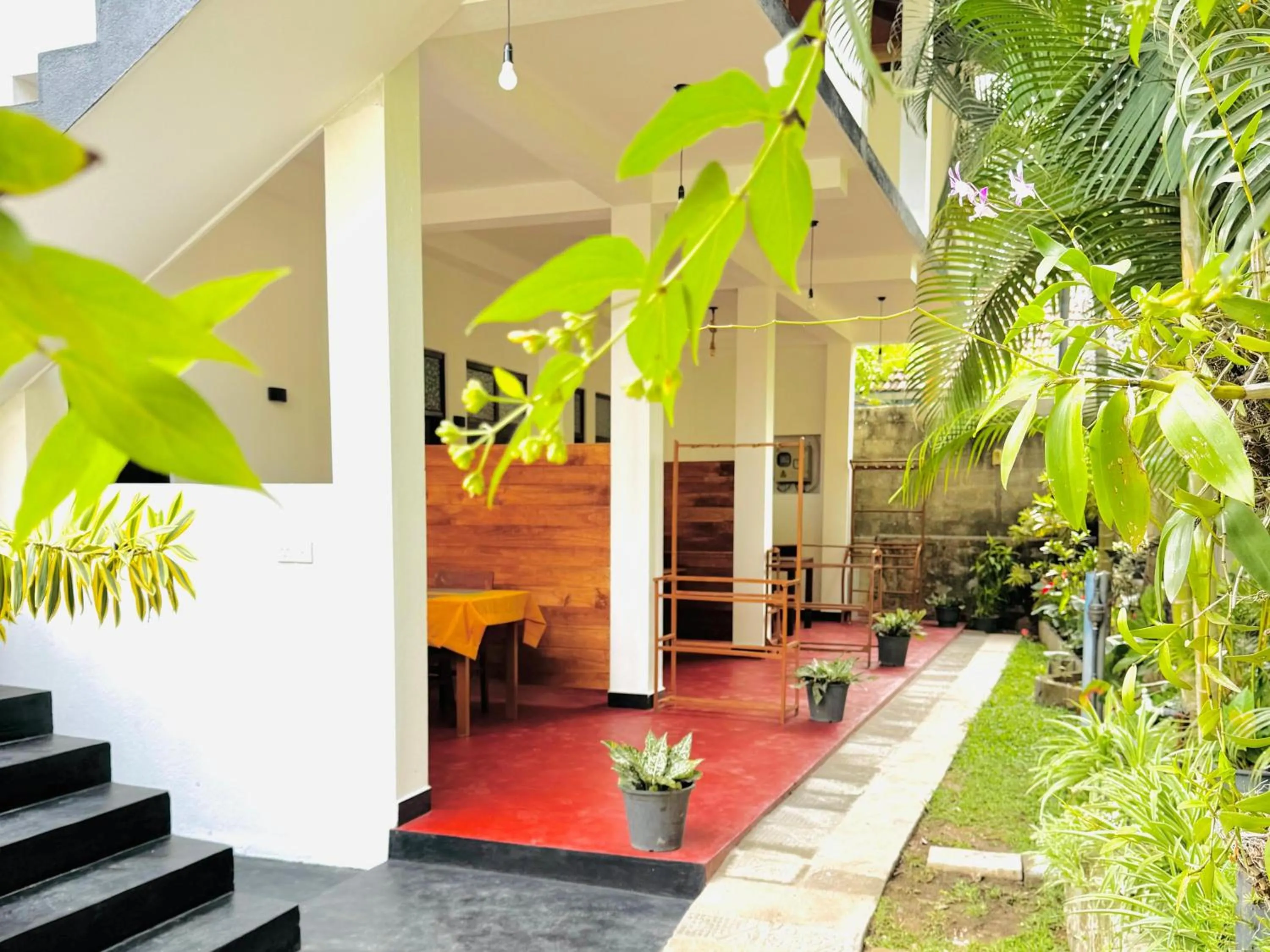 Garden in Nethmi Homestay & family Restaurant