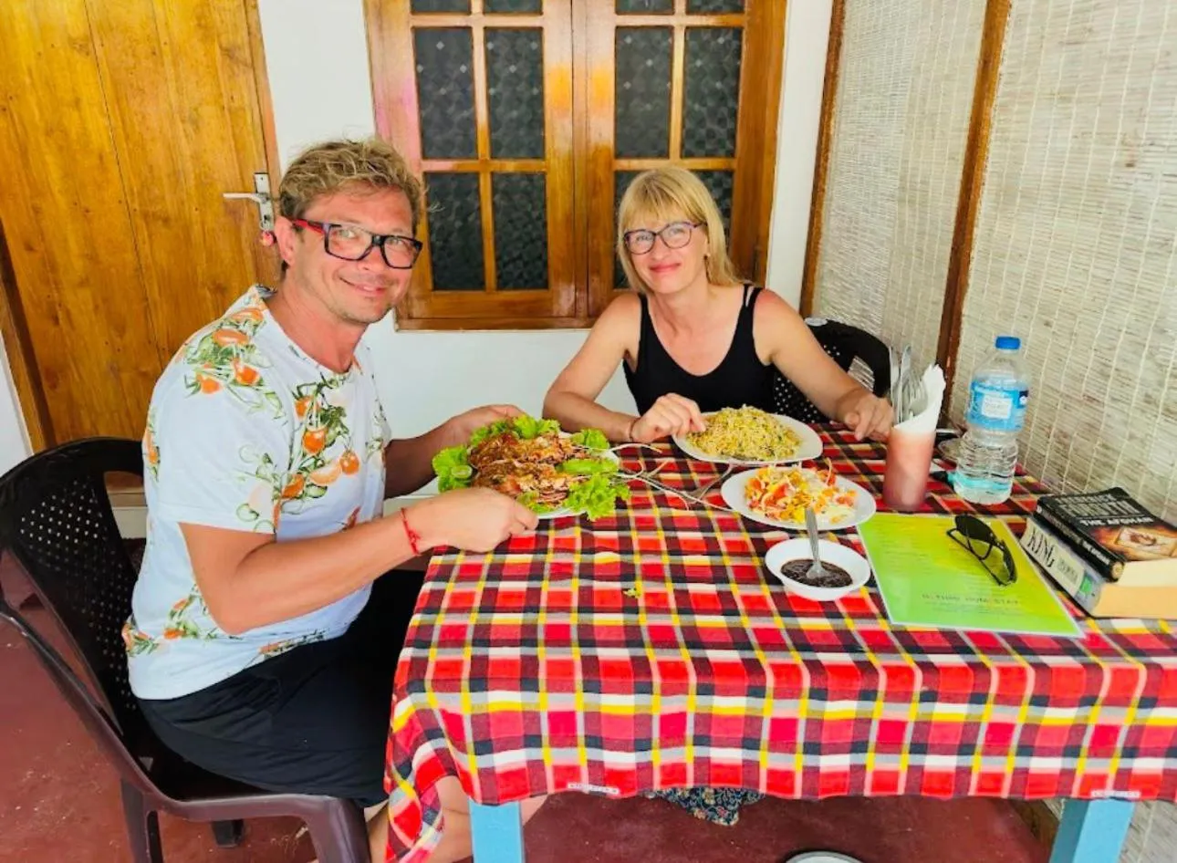 Food and drinks in Nethmi Homestay & family Restaurant