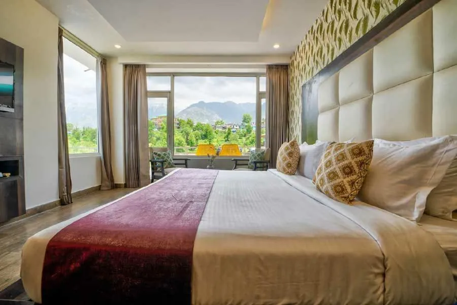 Bed in Kamal Residency