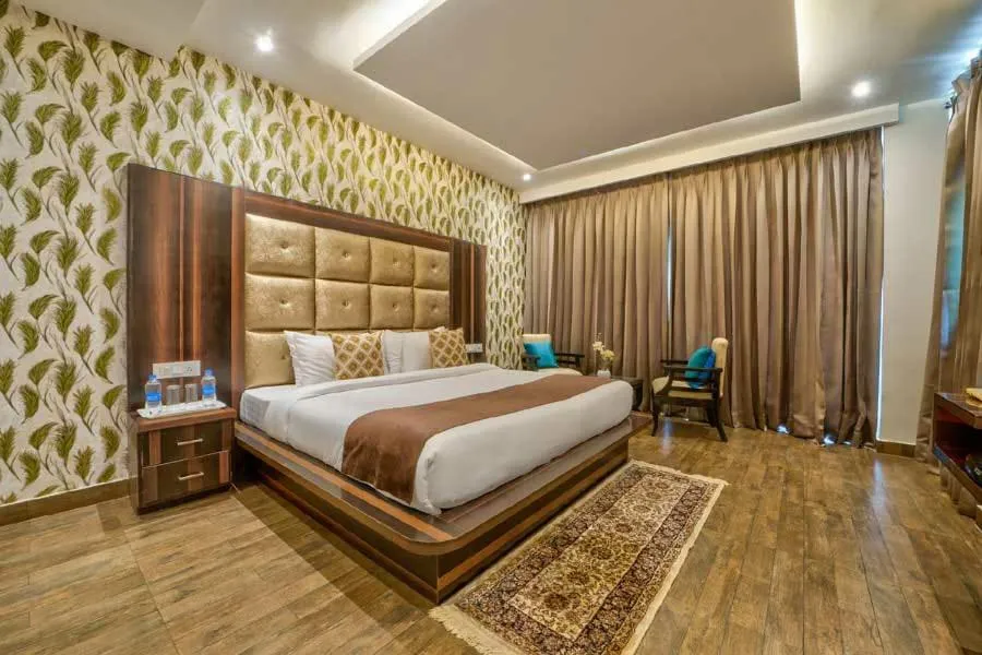 Bed in Kamal Residency