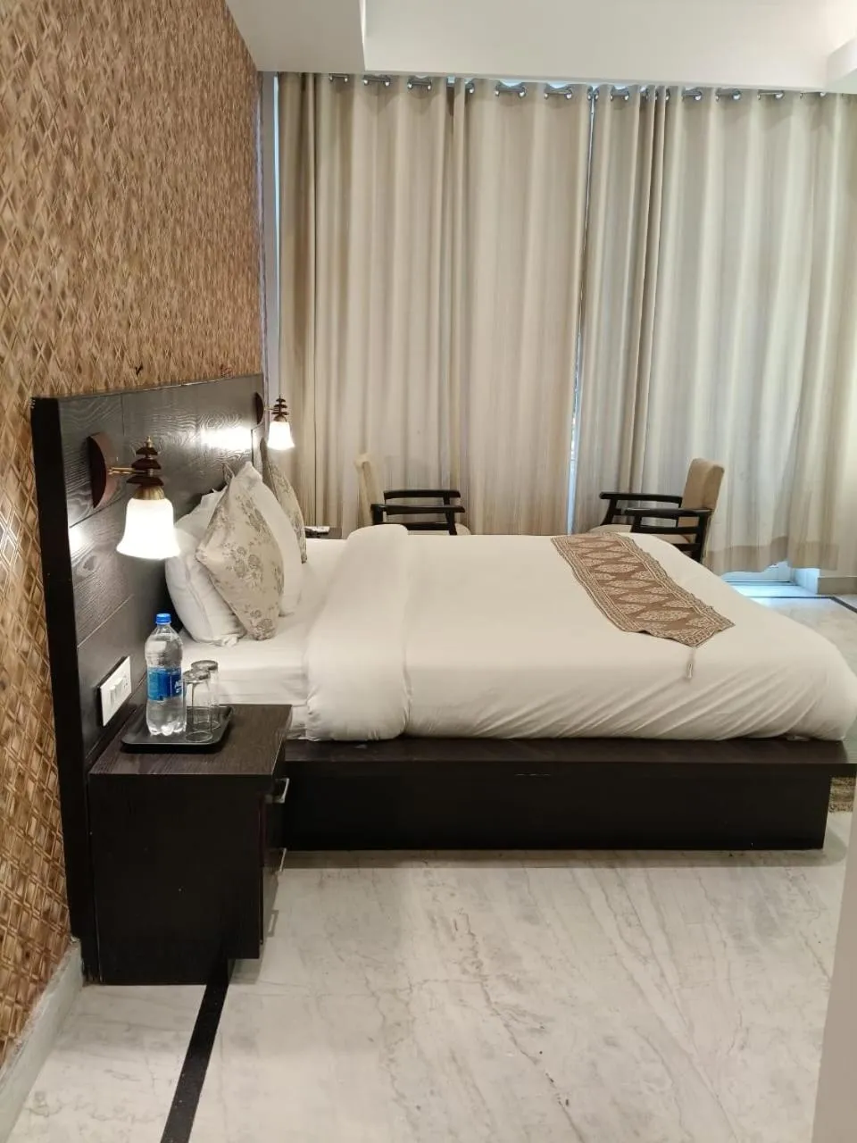 Bed in Kamal Residency