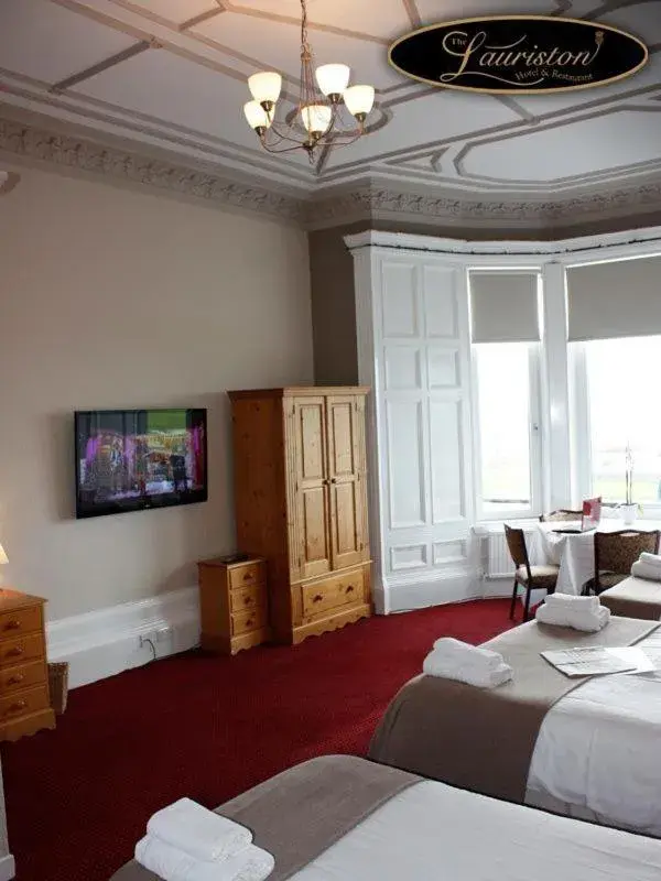 Photo of the whole room in Lauriston Hotel Photo of the whole room in Lauriston Hotel