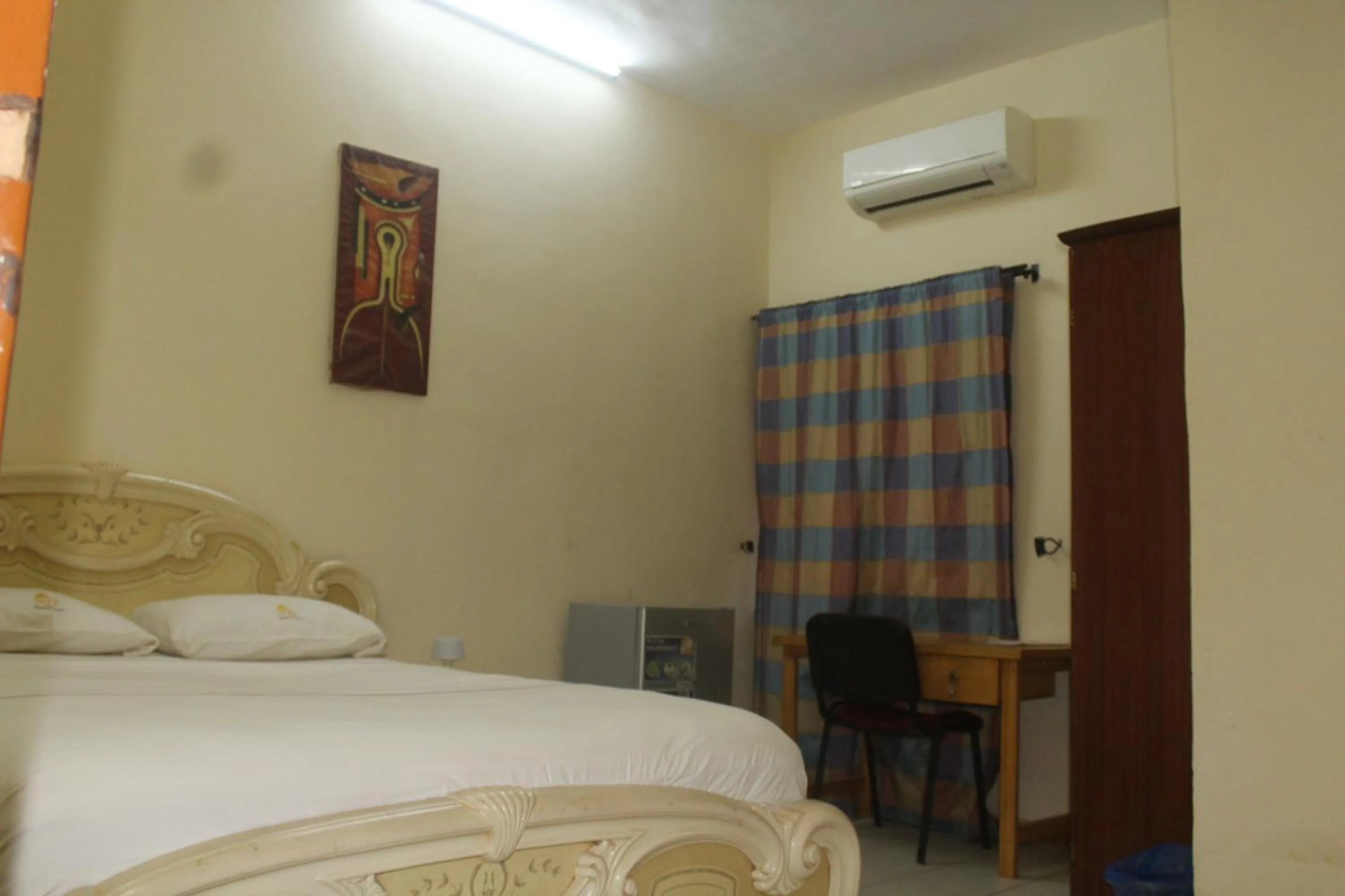 Bed in Residence Diane