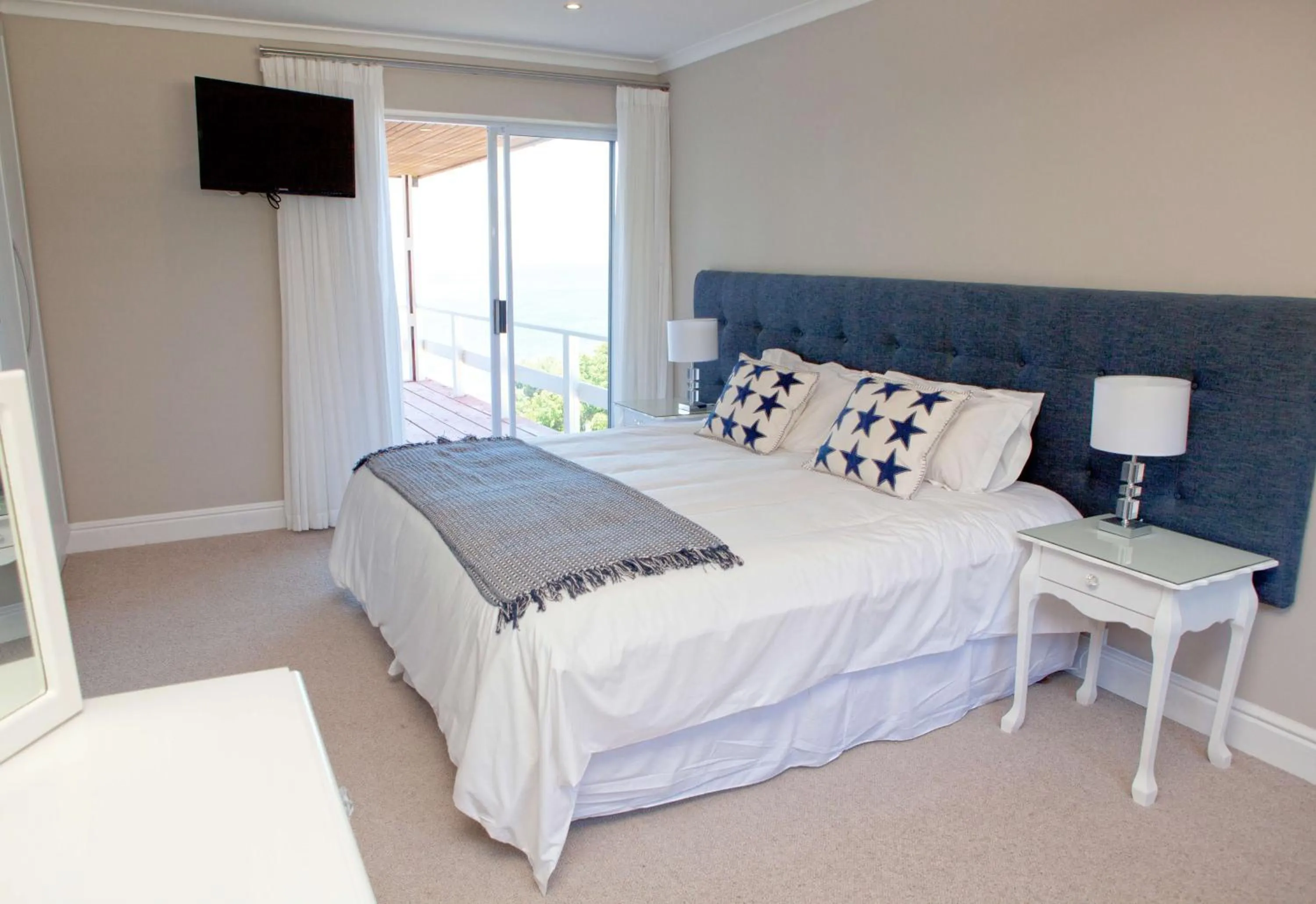 Bedroom in Seabreeze Luxury Two Bedroom Self Catering Penthouse
