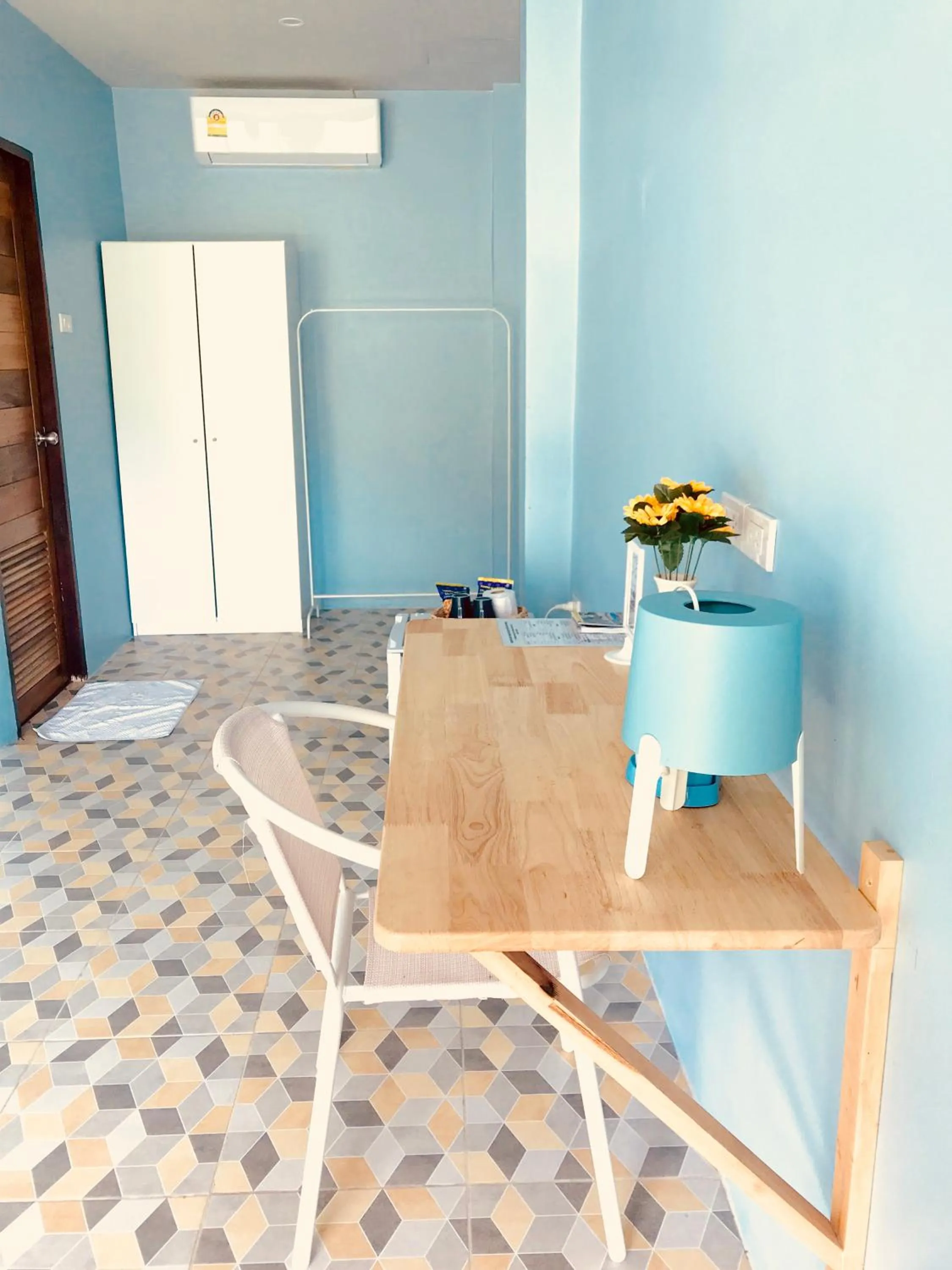 Seating area in Kiri Tawan