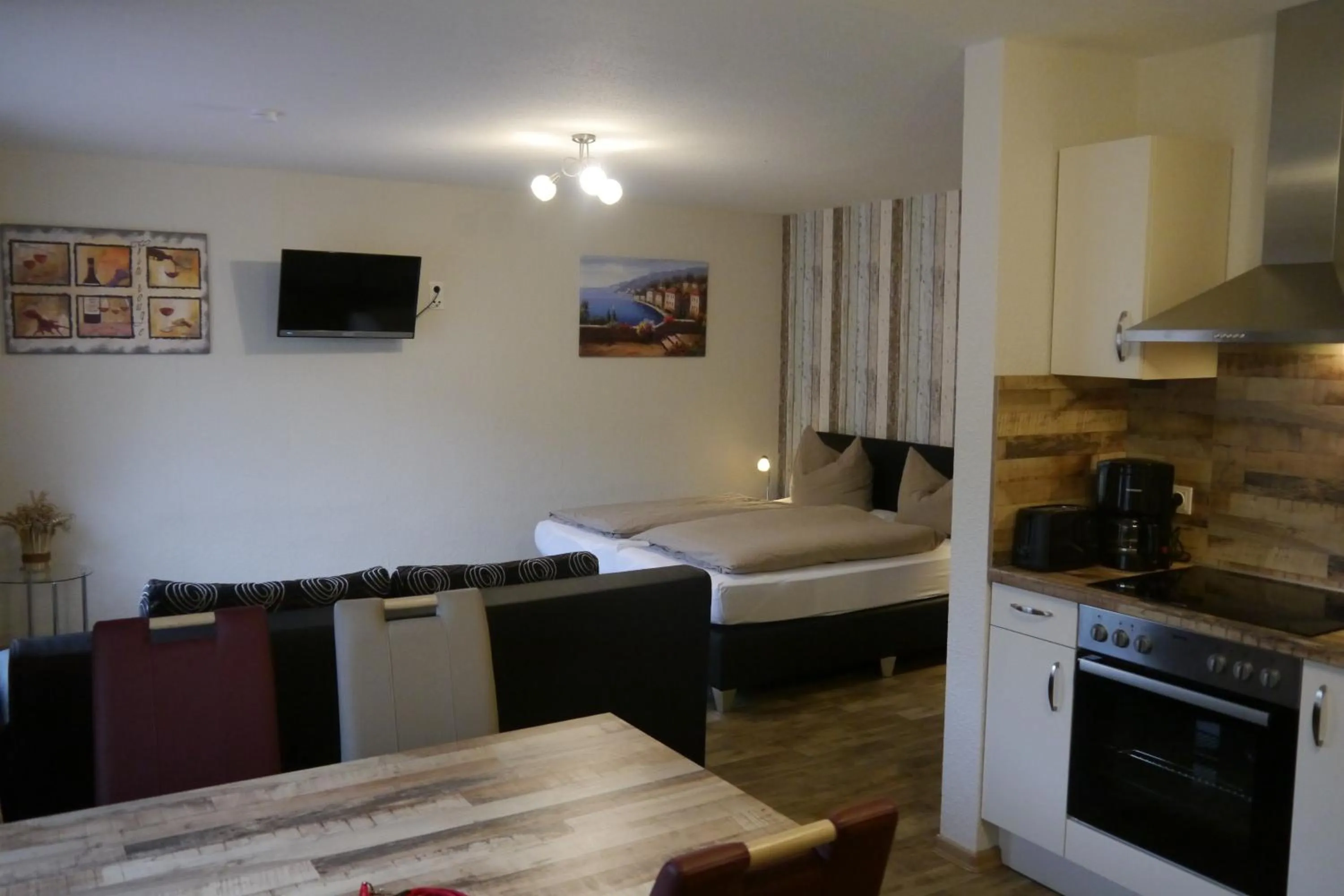 Photo of the whole room, Bed in Hotel Haus Wittwer