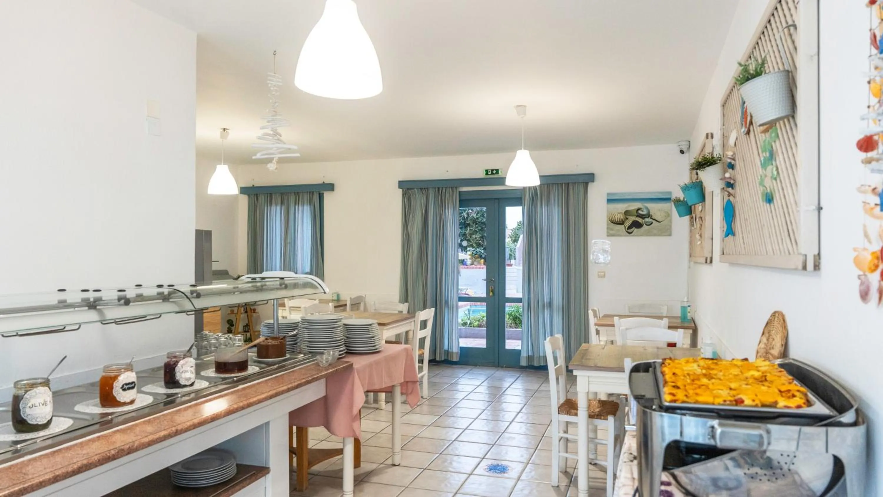 Breakfast in Marilisa Hotel