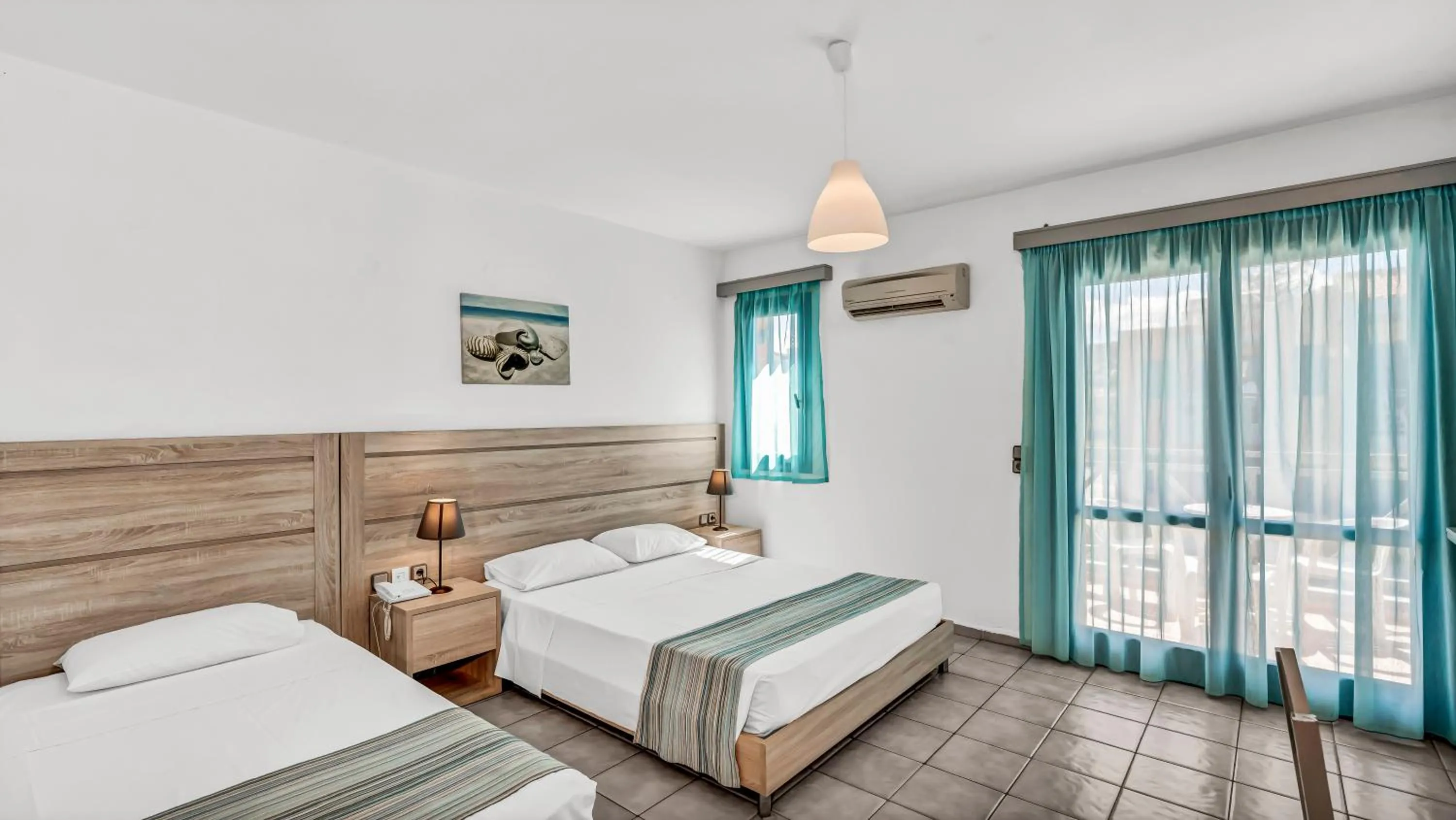 Bed in Marilisa Hotel