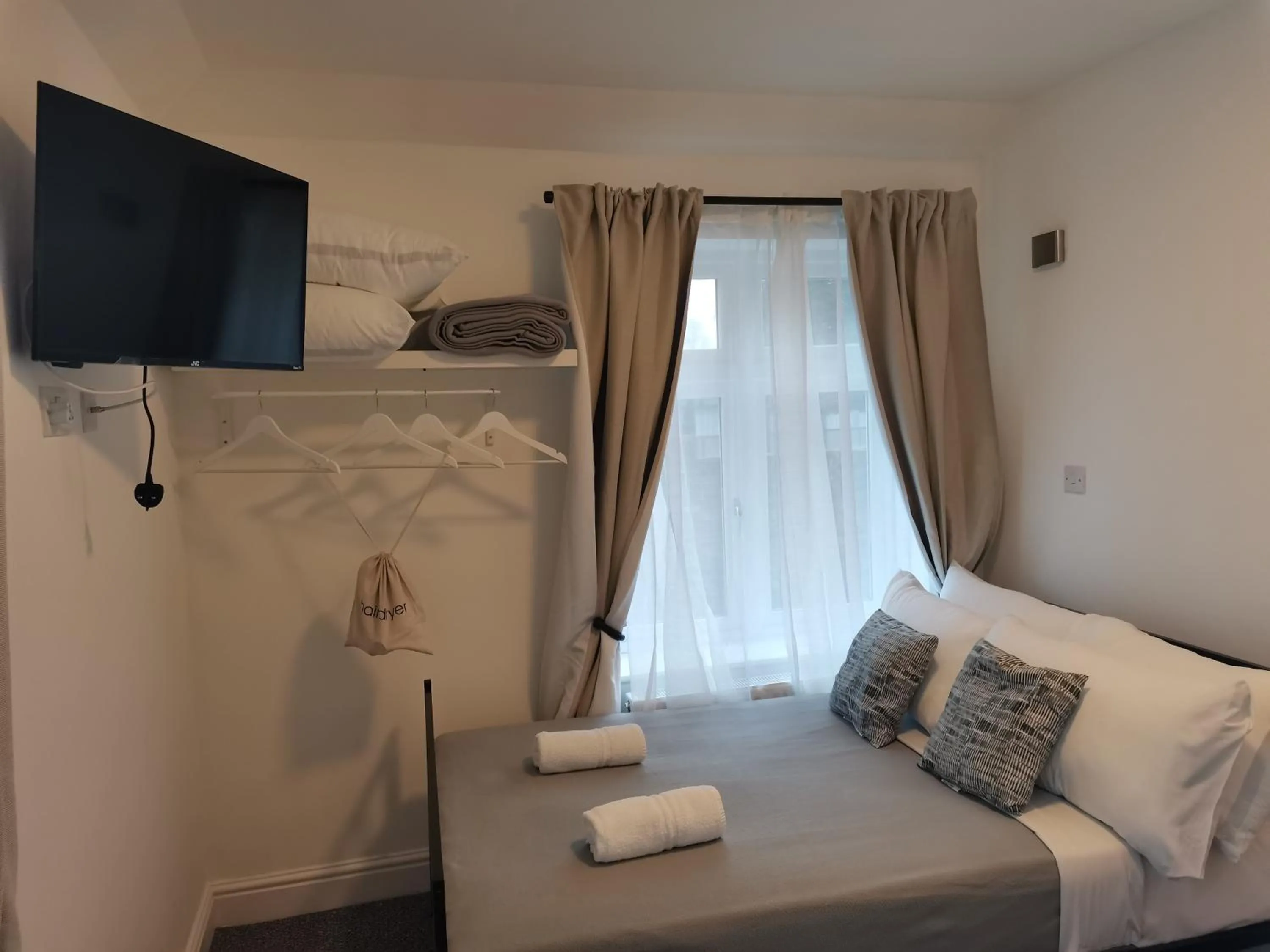 A to B Hotel