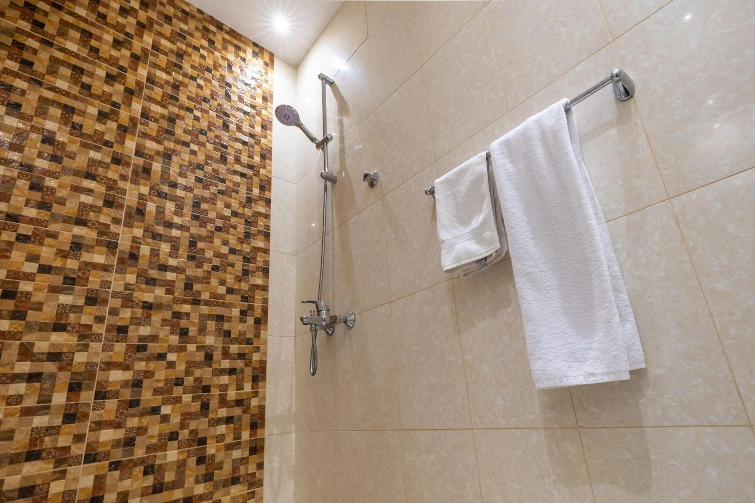 Al Muhaidb Residence Al Malaz 1 - Economic