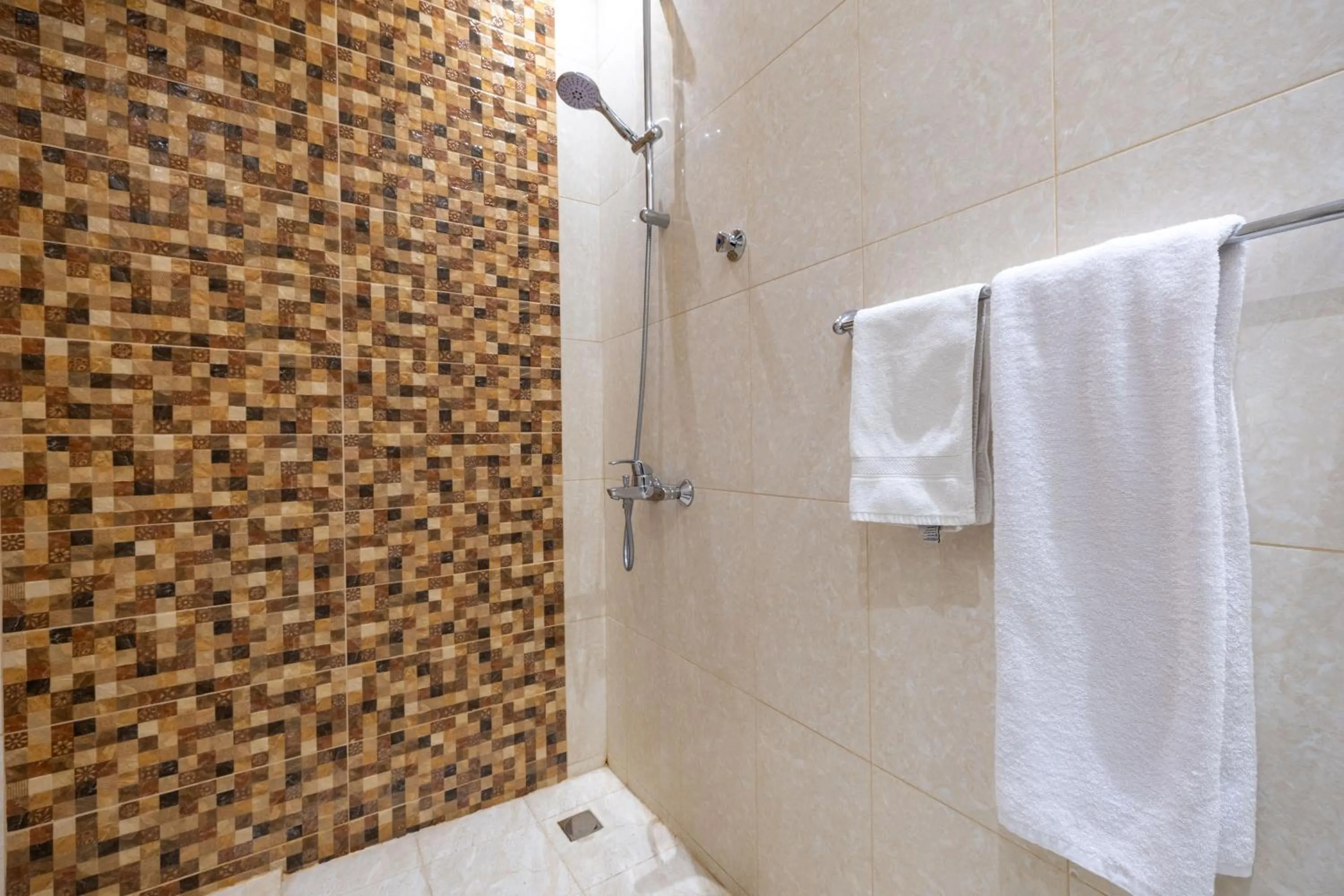 Al Muhaidb Residence Al Malaz 1 - Economic