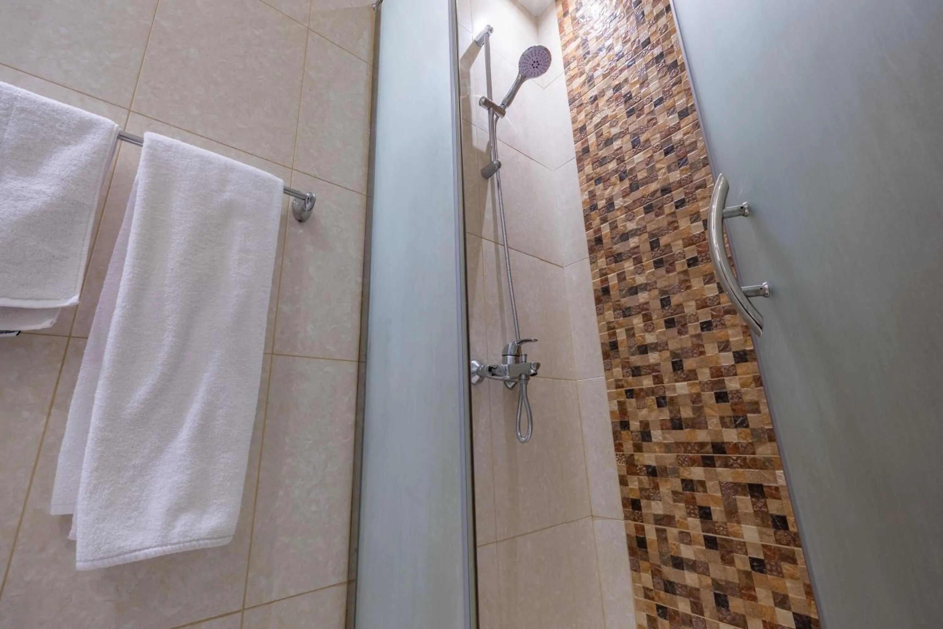 Al Muhaidb Residence Al Malaz 1 - Economic