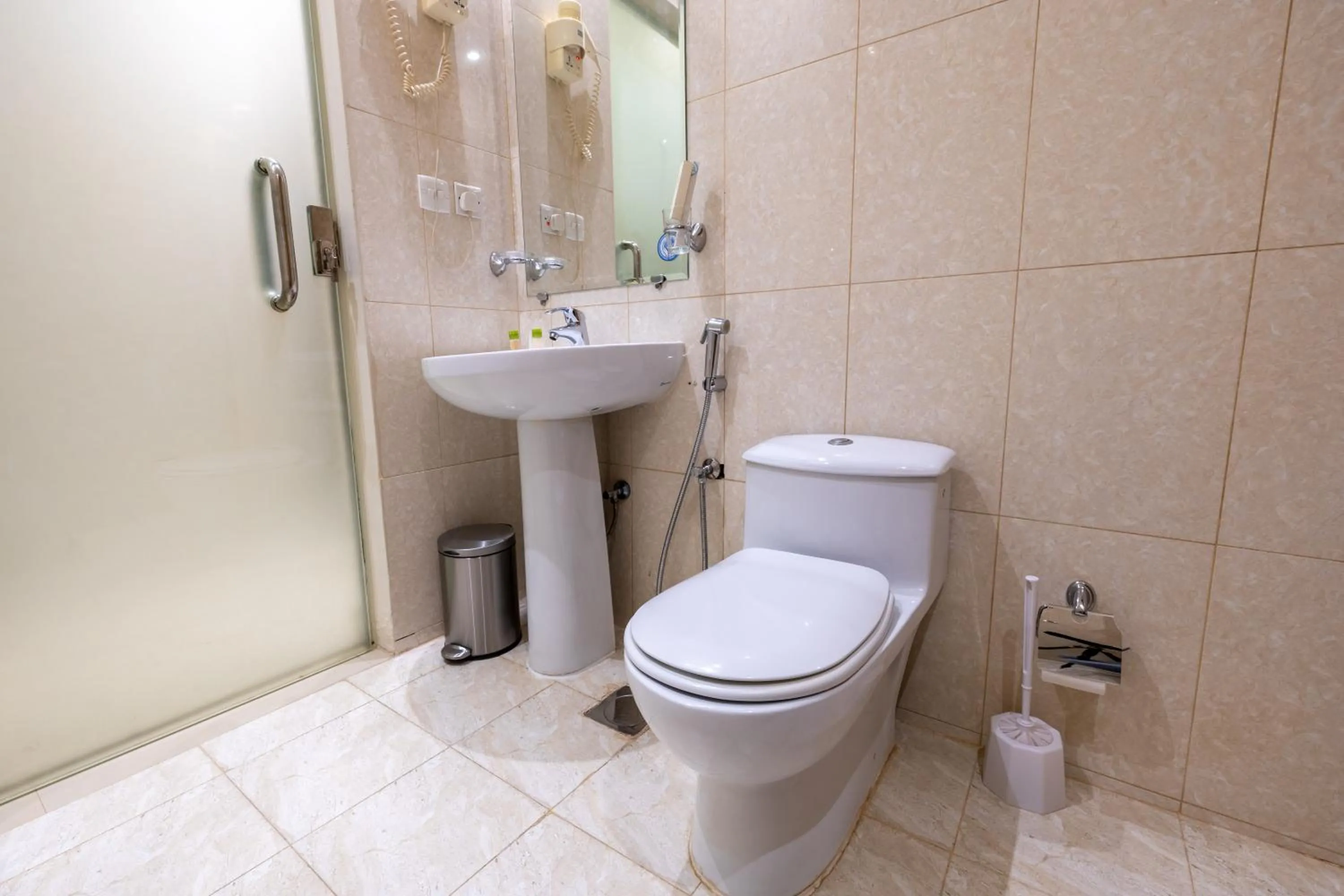 Al Muhaidb Residence Al Malaz 1 - Economic