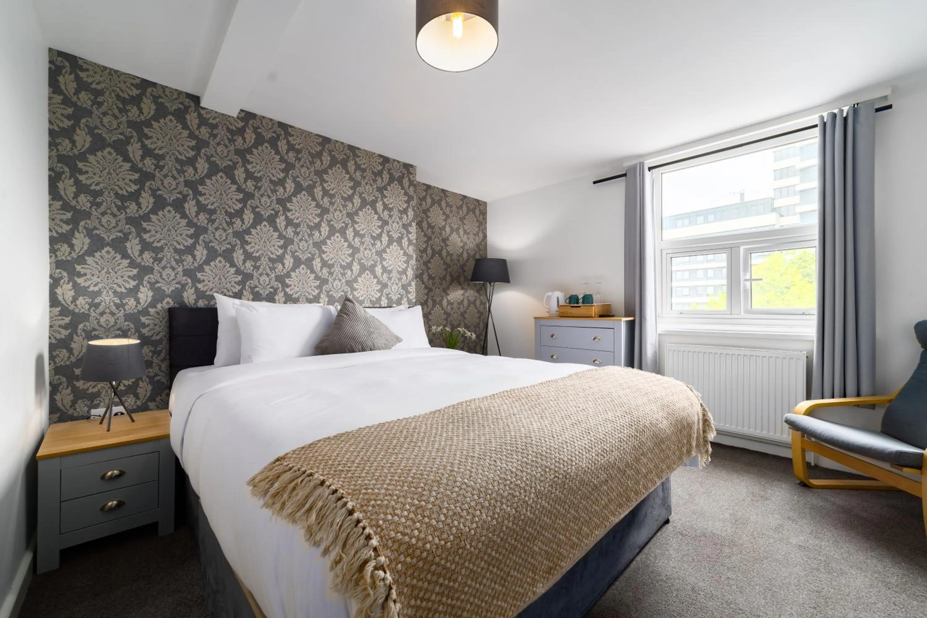 Bed in Harbour Hub Hotel