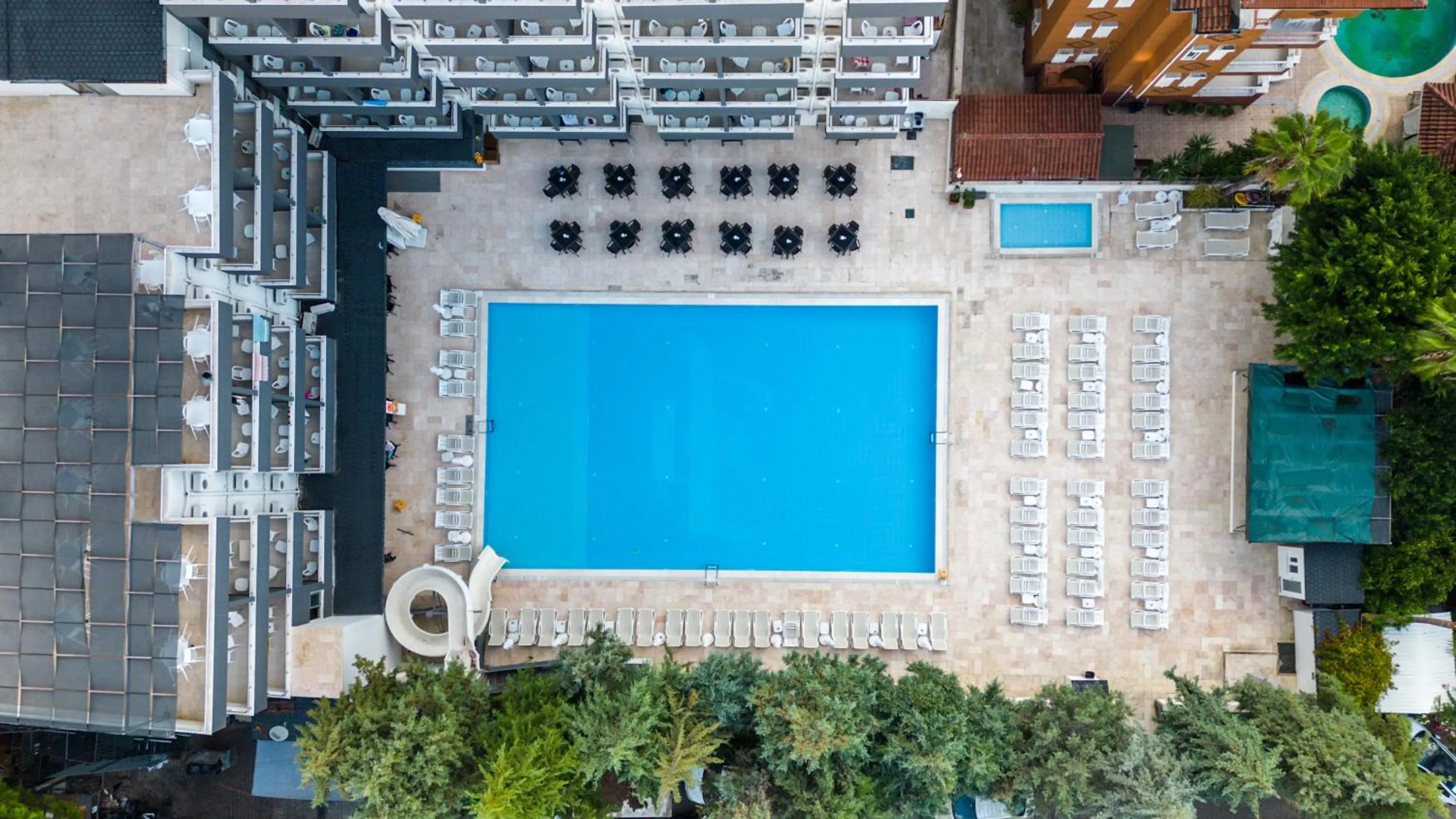 Swimming pool in Sun Beach Hill Hotel