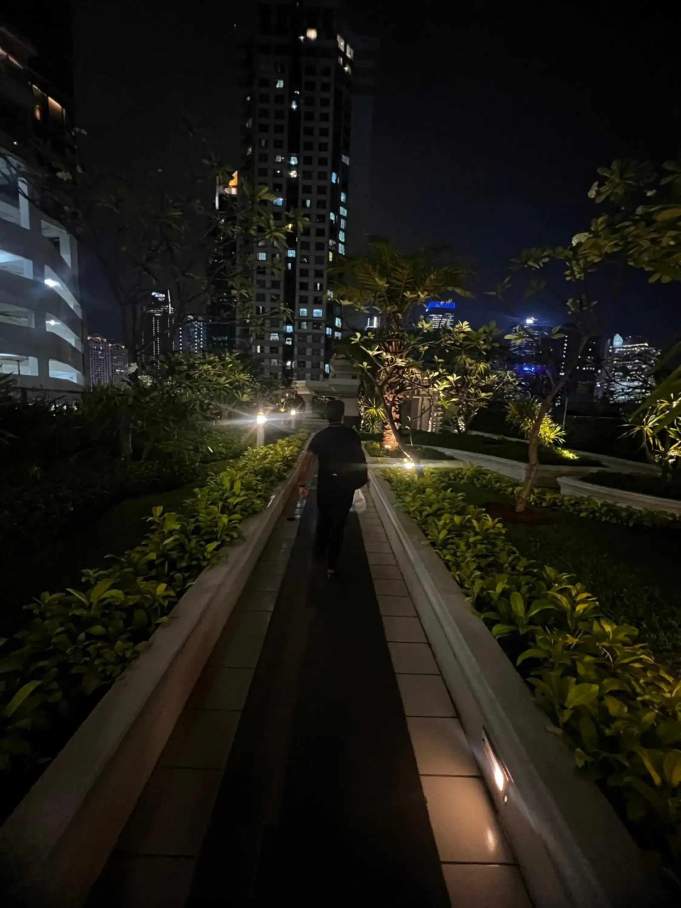 Property building in Batavia Apartment ST Property building in Batavia Apartment ST