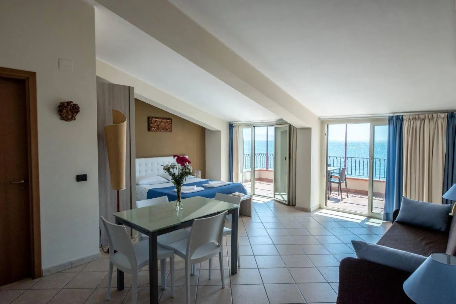 Toilet in B&B La Sirena