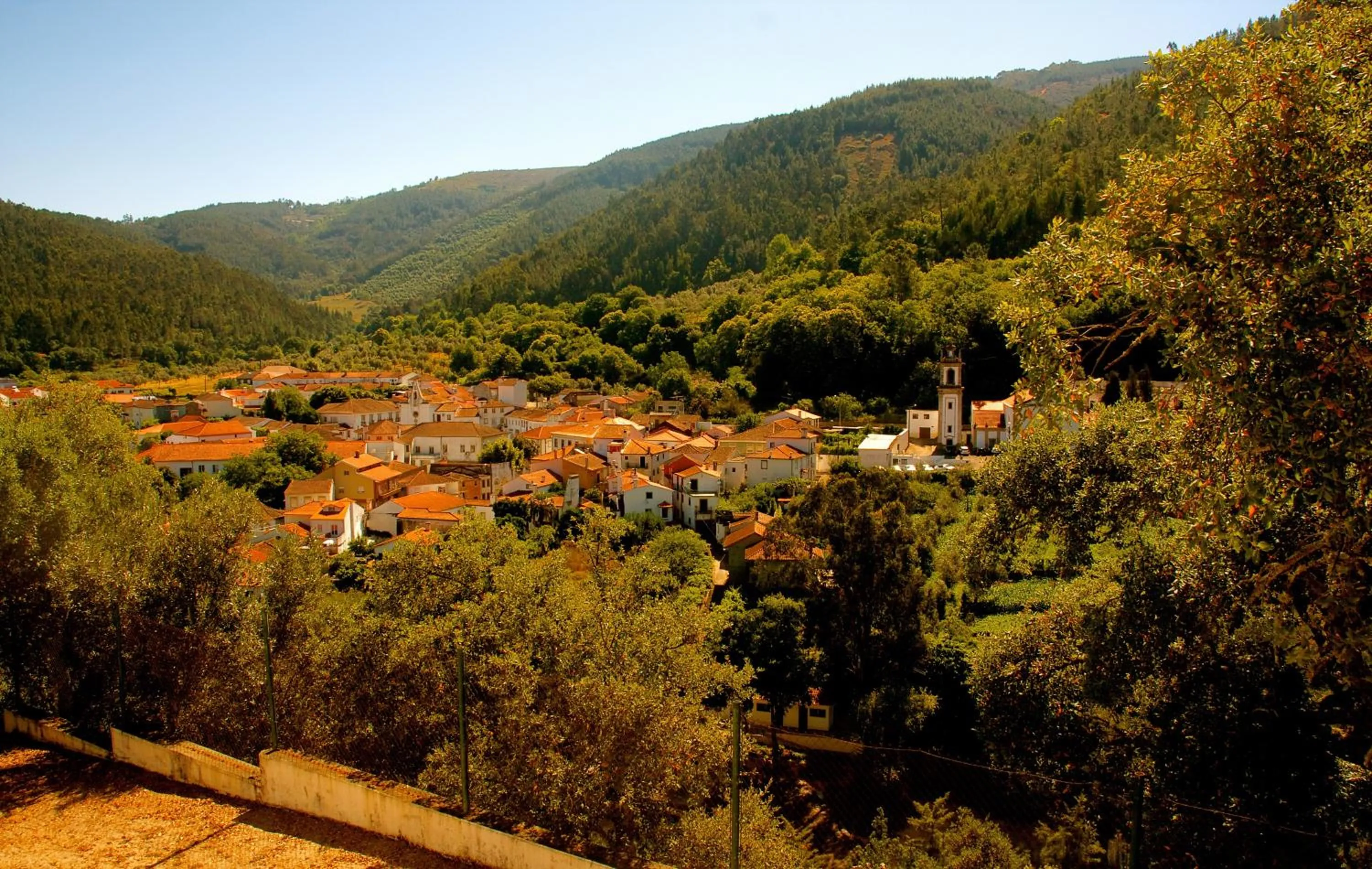 Nearby landmark in Góis Camping