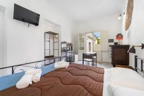 Economy Double Room - single occupancy in Luxar Suites & Apartments Economy Double Room - single occupancy in Luxar Suites & Apartments