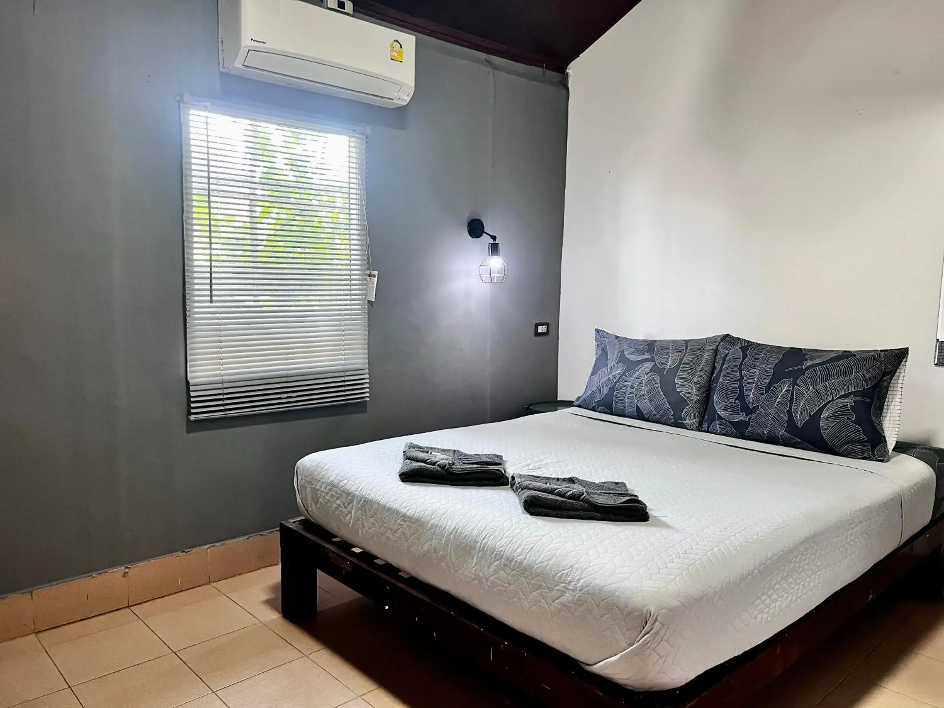 Bed in Adang Sea Divers & Eco Lodge Bed in Adang Sea Divers & Eco Lodge