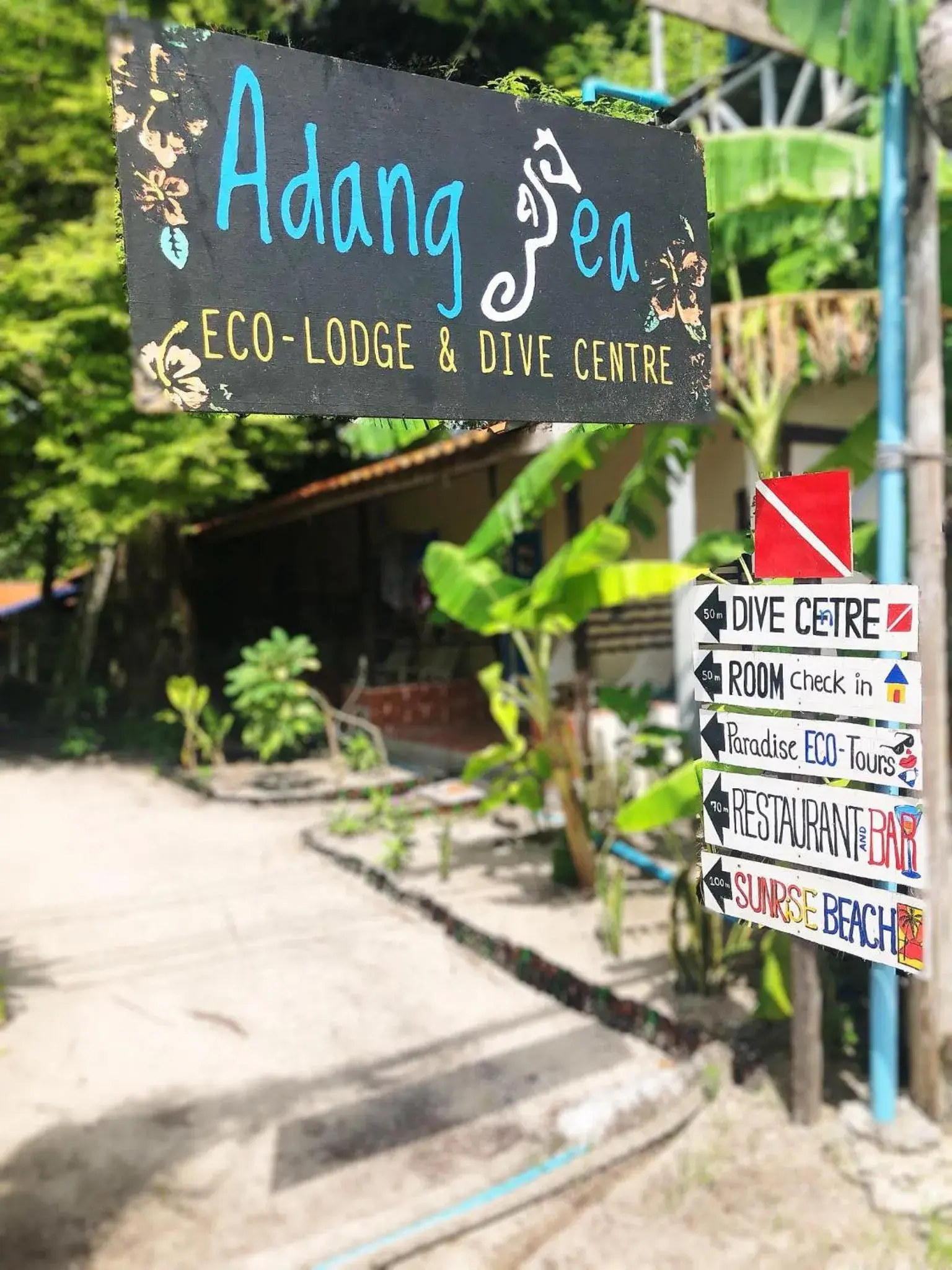 Facade/entrance in Adang Sea Divers & Eco Lodge Facade/entrance in Adang Sea Divers & Eco Lodge