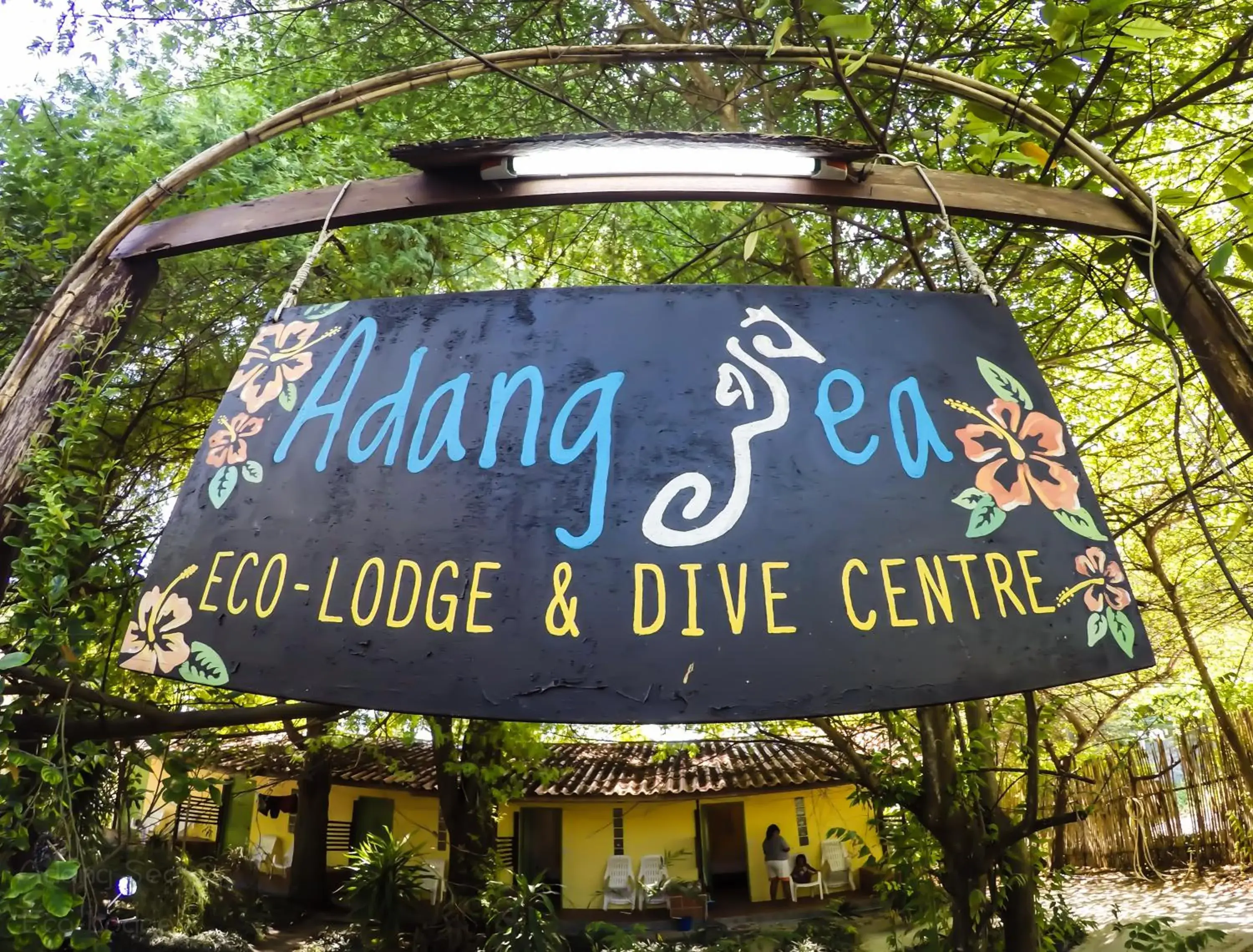 Facade/entrance in Adang Sea Divers & Eco Lodge Facade/entrance in Adang Sea Divers & Eco Lodge