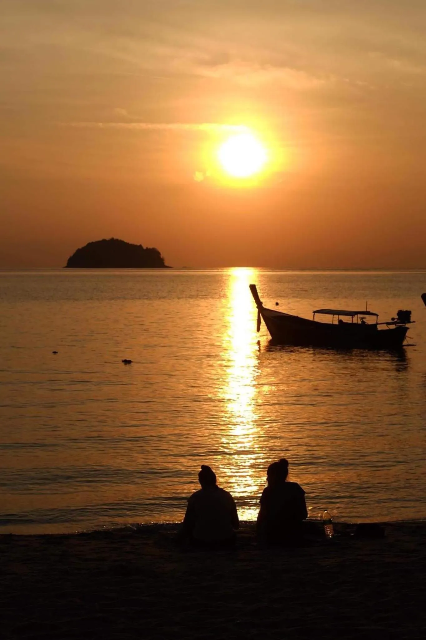 Beach in Adang Sea Divers & Eco Lodge