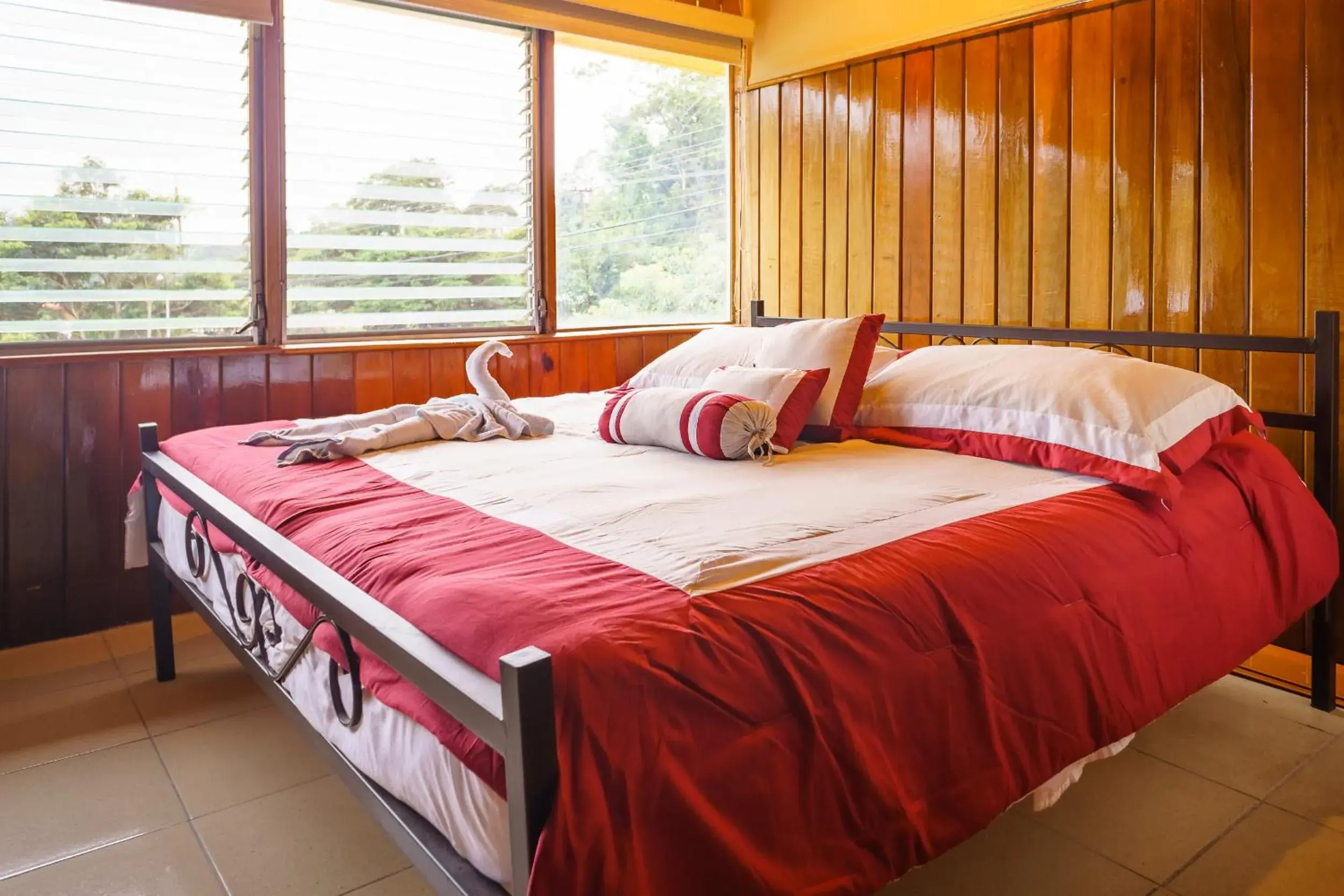 Bedroom, Bed in Hotel Central Boquete Bedroom, Bed in Hotel Central Boquete