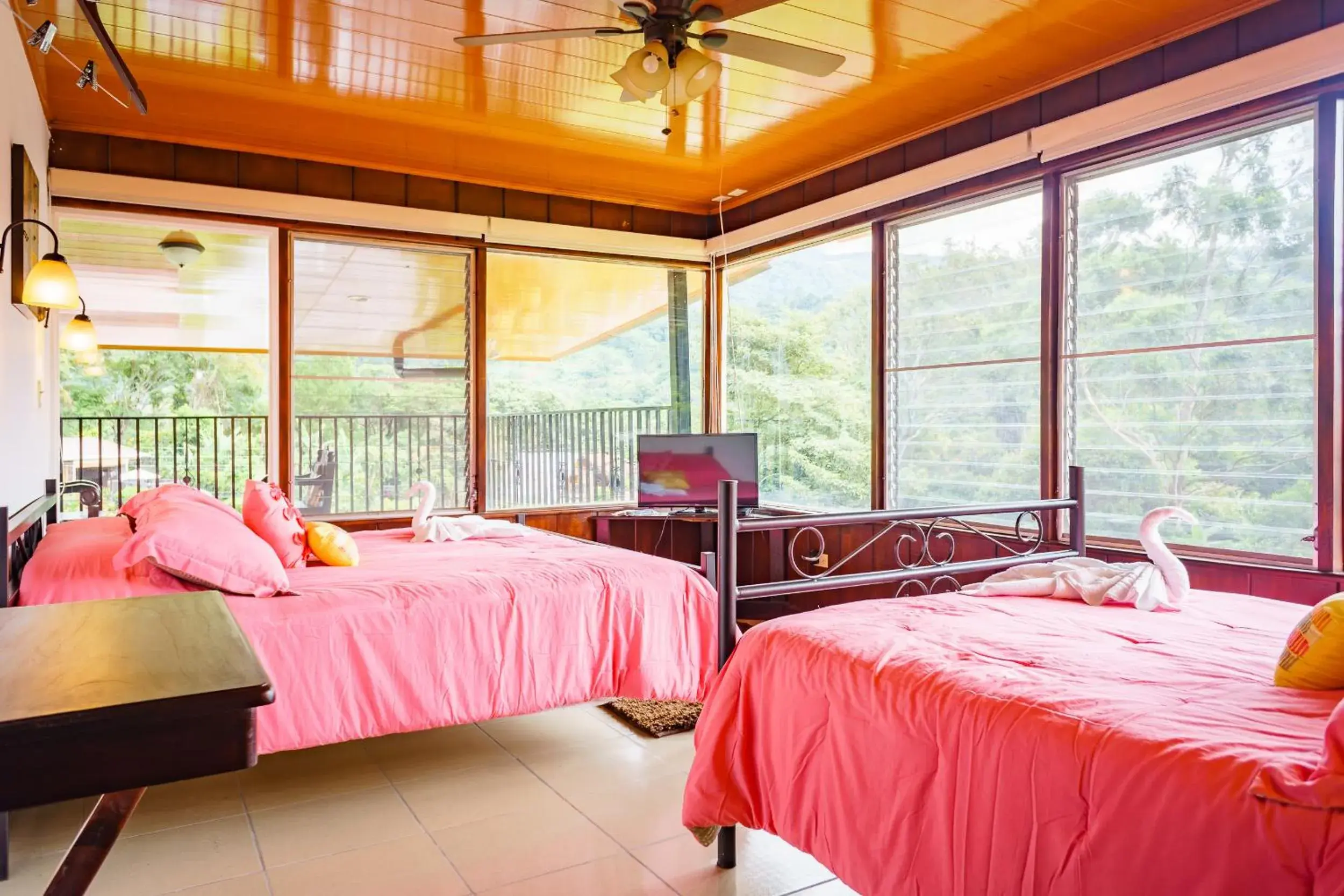 Balcony/Terrace, Bed in Hotel Central Boquete Balcony/Terrace, Bed in Hotel Central Boquete