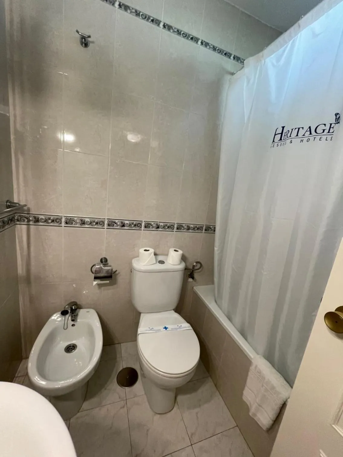 Bathroom in Apartamentos Coronado