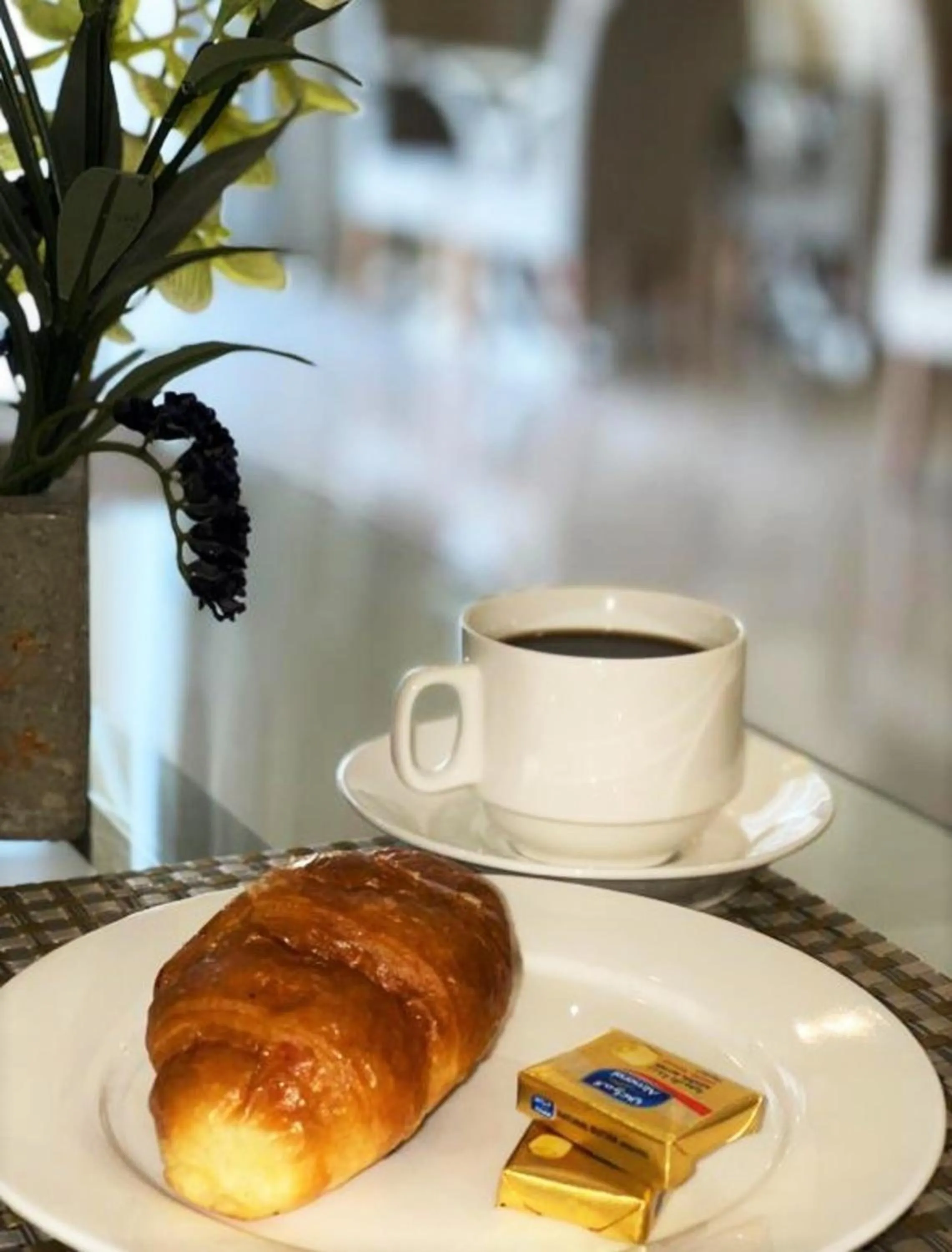 Breakfast in Sama Inn Hotel
