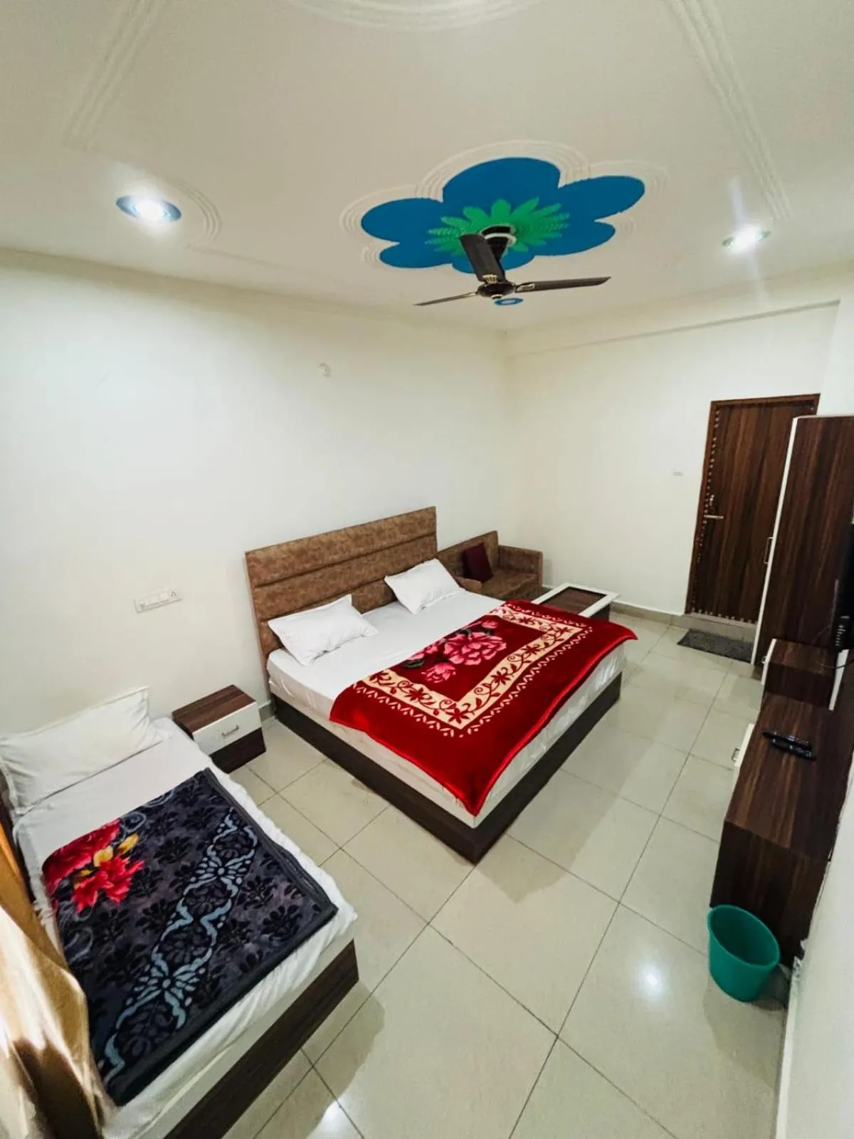 Bedroom, Bed in Hotel Lake View Paradise