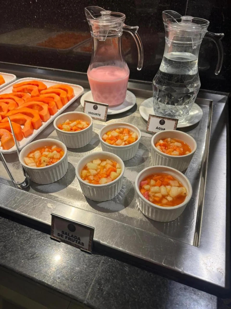 Breakfast in Roomo Praia de Boa Viagem Residencial