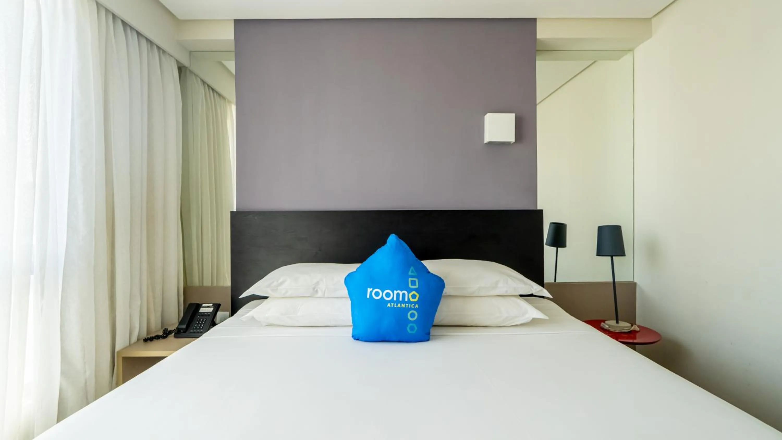 Bedroom, Bed in Roomo Transamerica Recife Boa Viagem