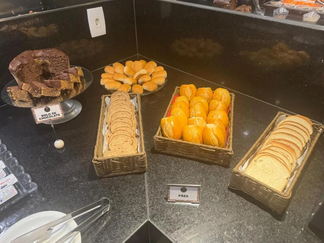 Breakfast in Roomo Praia de Boa Viagem Residencial