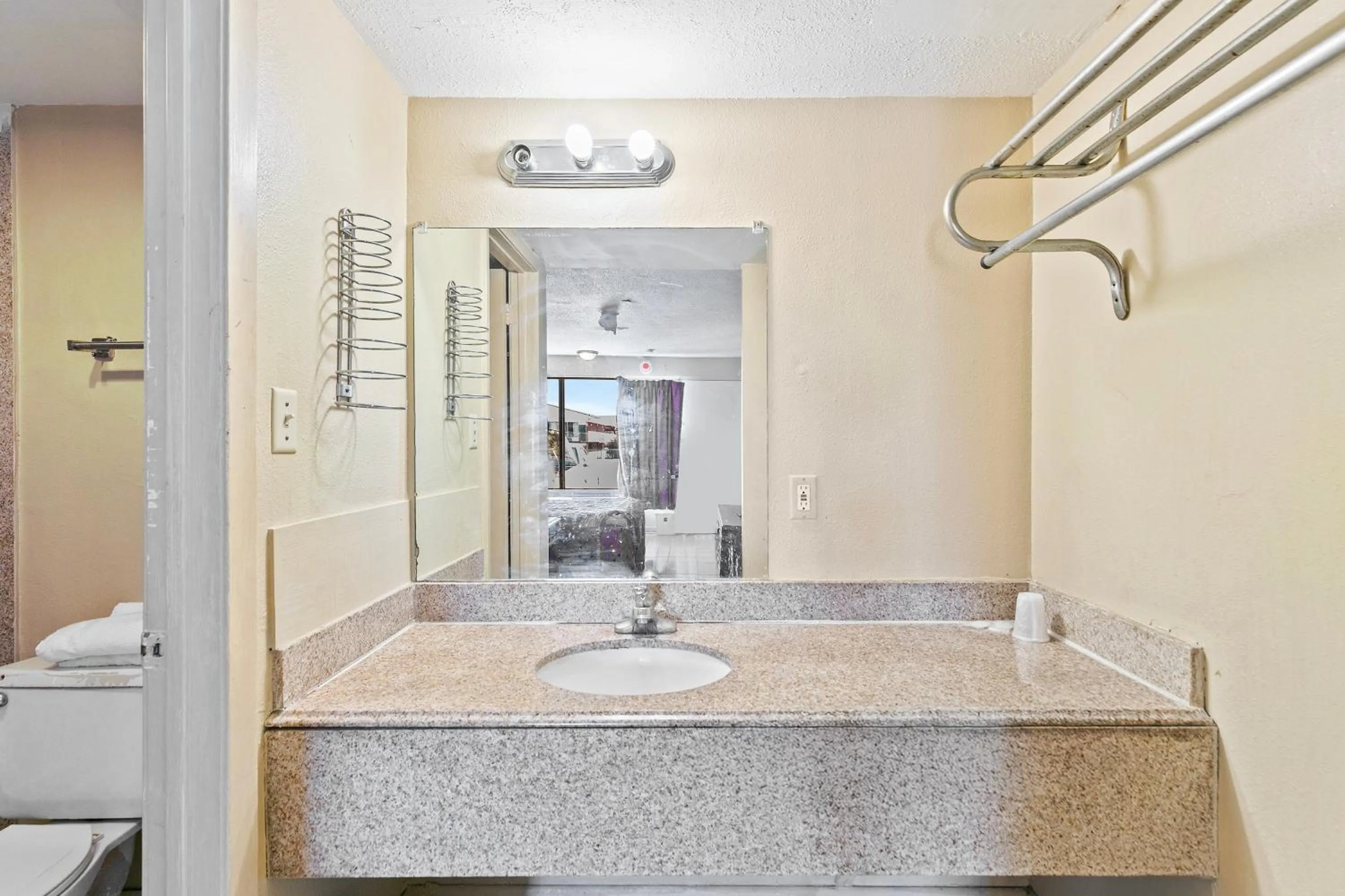 Bathroom in Luxury Inn By Hotel O Hattiesburg M S