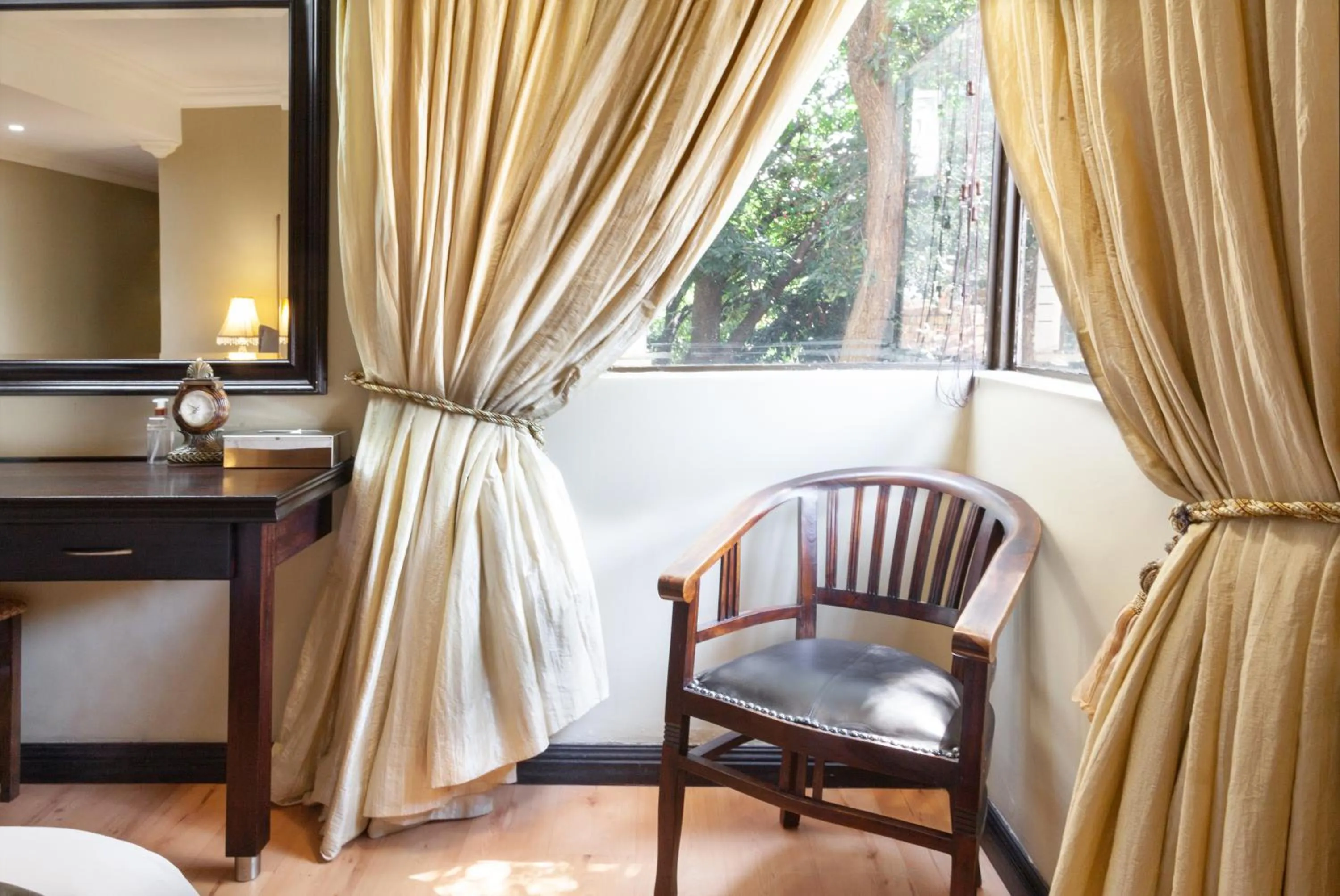 Bedroom in InnJoy Boutique Hotel