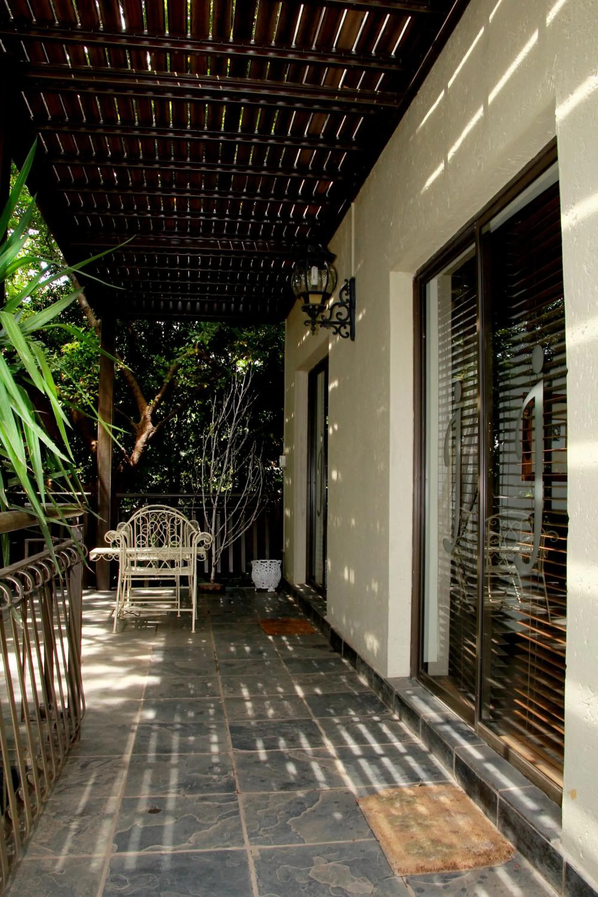 Bedroom in InnJoy Boutique Hotel