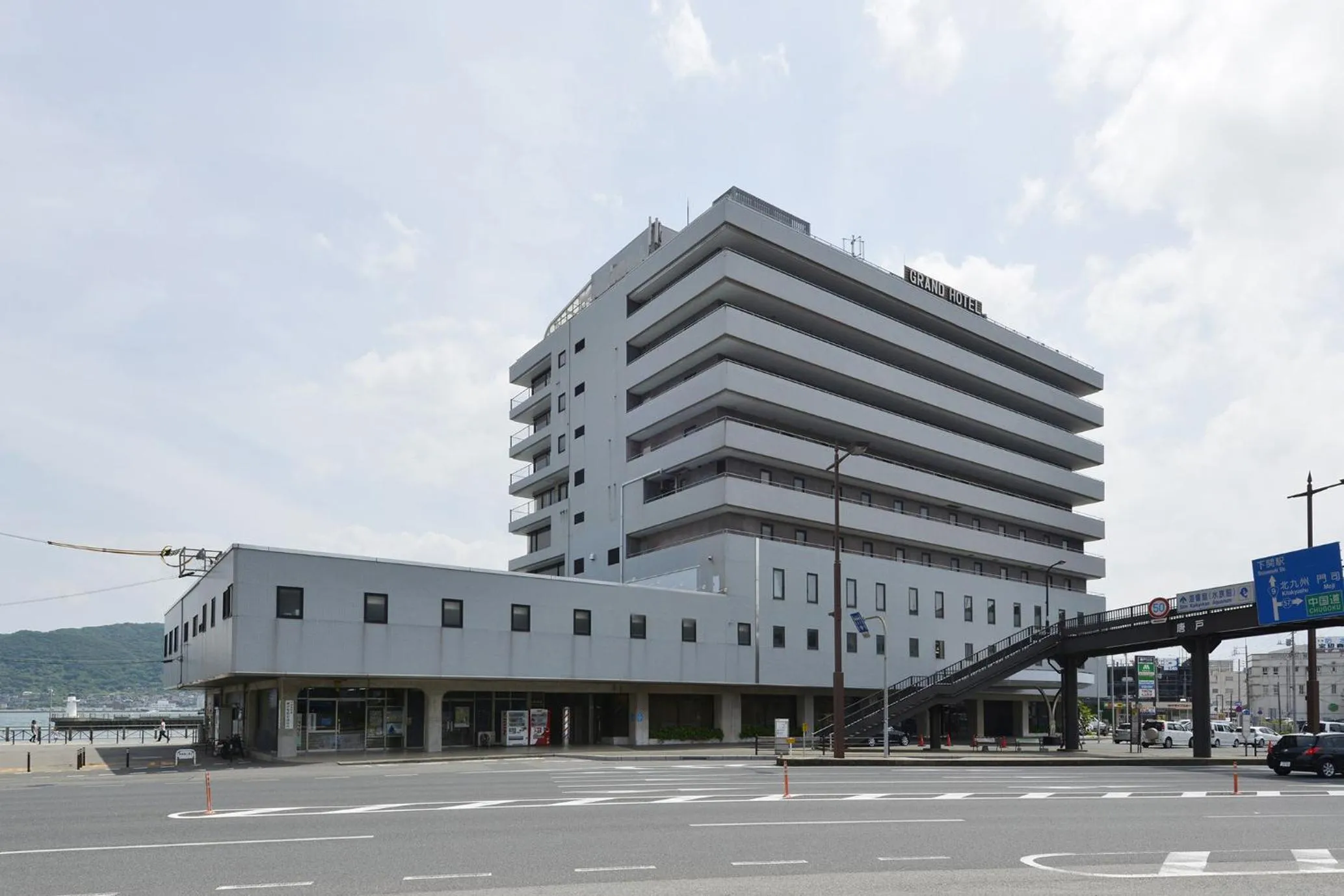 Facade/entrance in Shimonoseki Grand Hotel