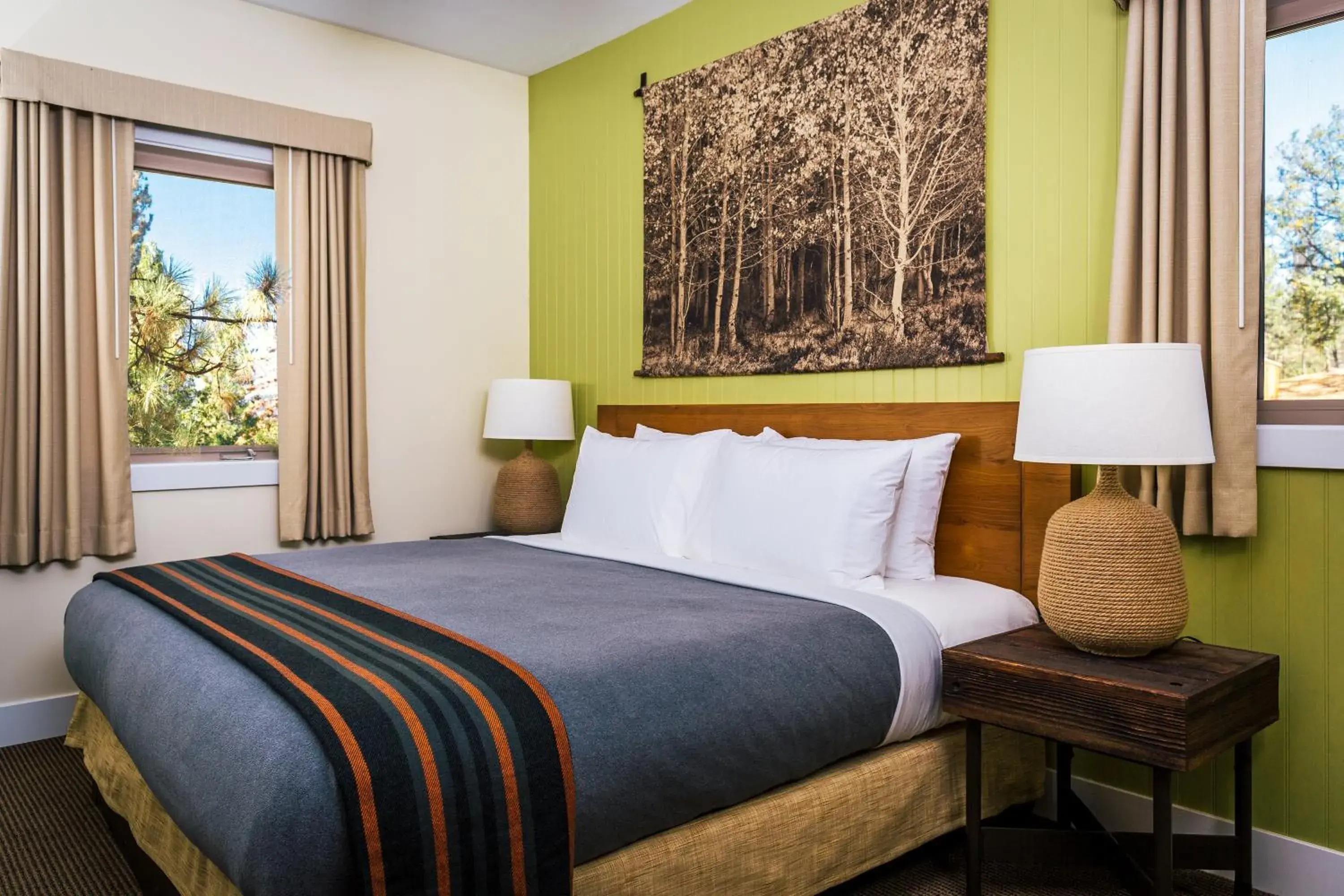 Two-Bedroom Villa with Two King Beds in Rush Creek Lodge at Yosemite Two-Bedroom Villa with Two King Beds in Rush Creek Lodge at Yosemite