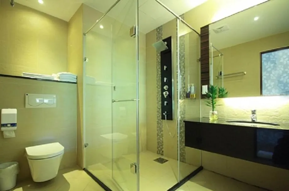 Shuian Lakeside Hotel