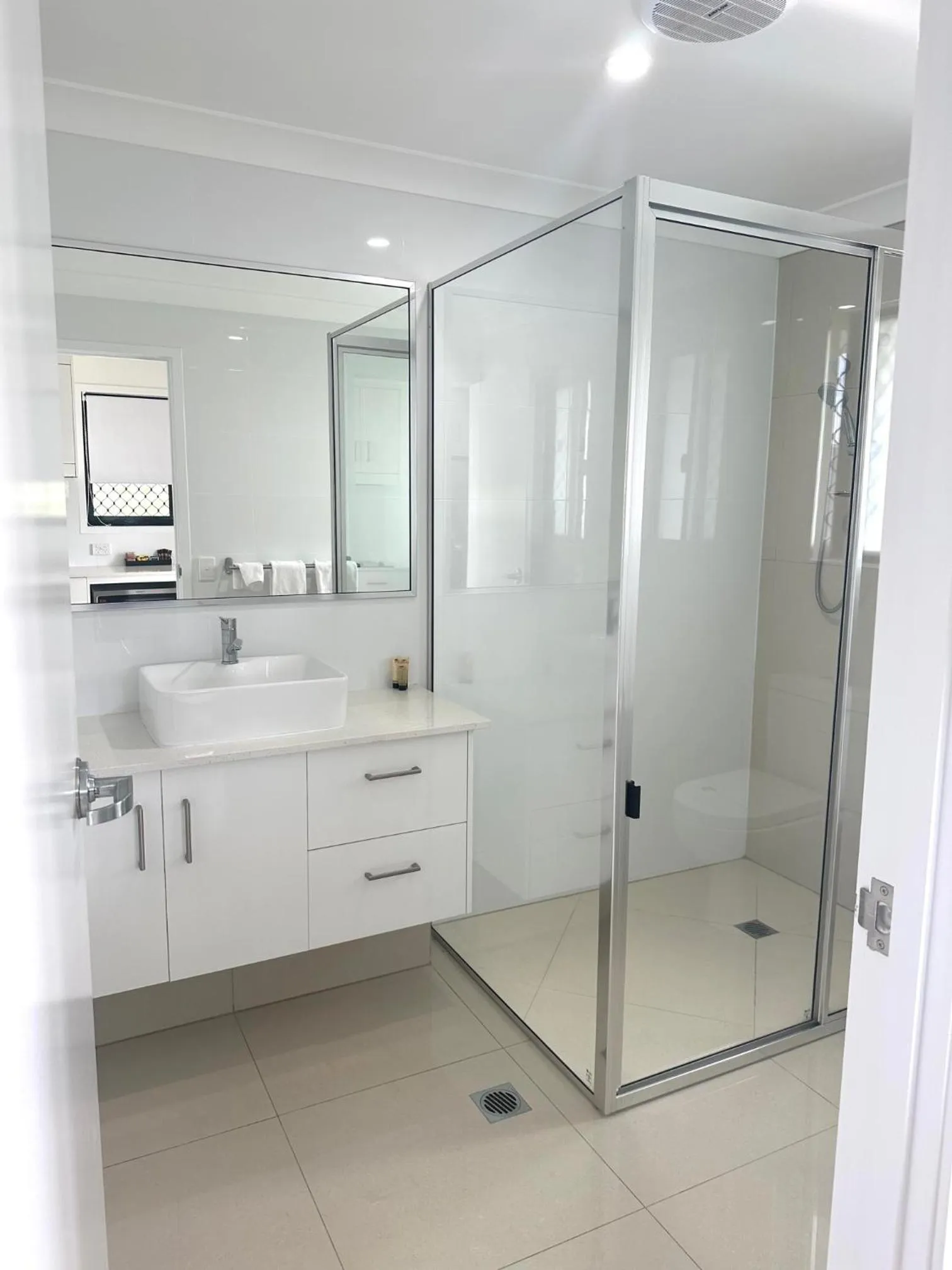 Shower in Casa Nostra Motel