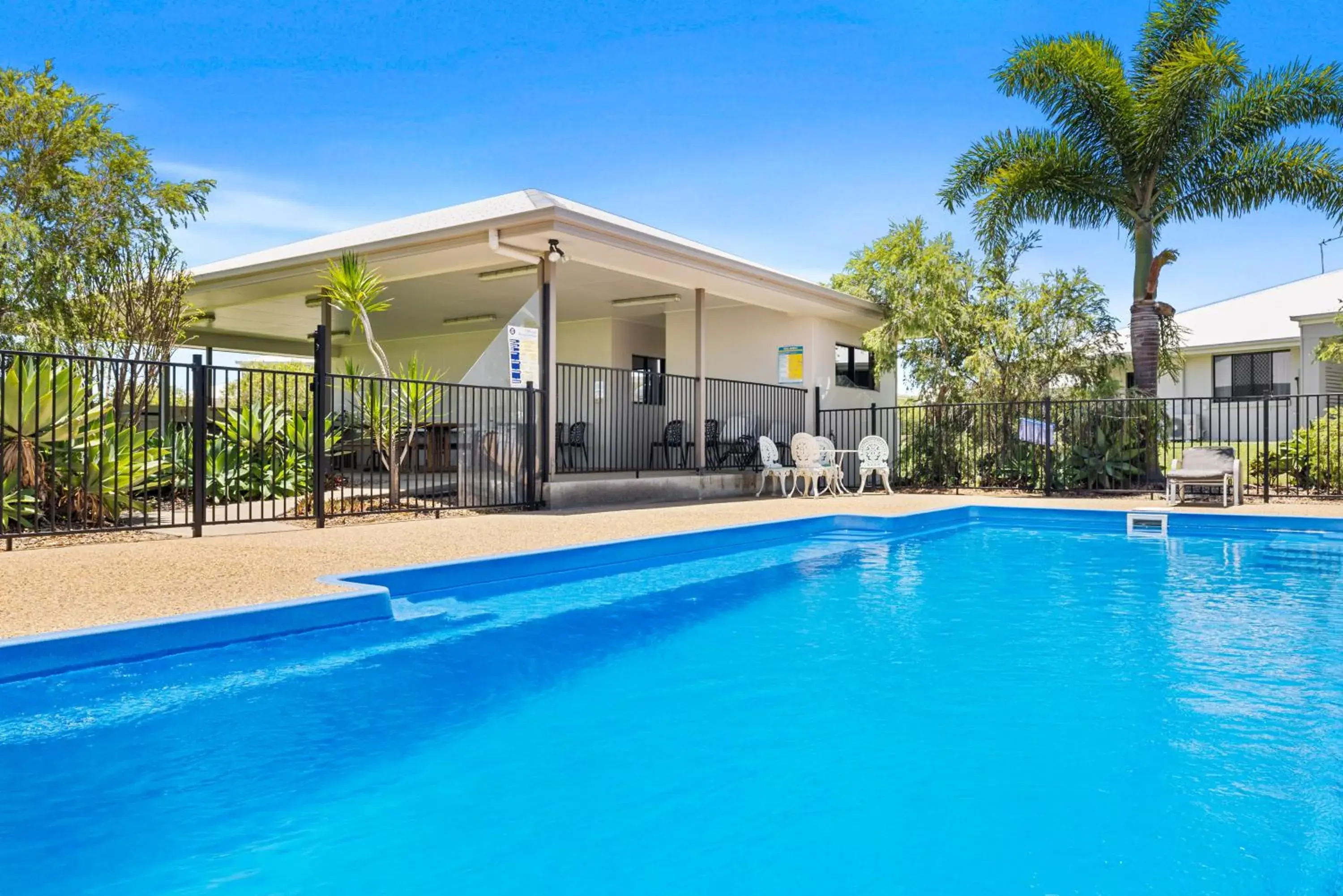 Pool view in Casa Nostra Motel Pool view in Casa Nostra Motel