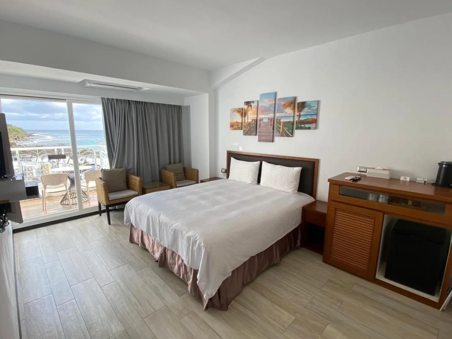 Property building, Bed in LAINN Nanwan