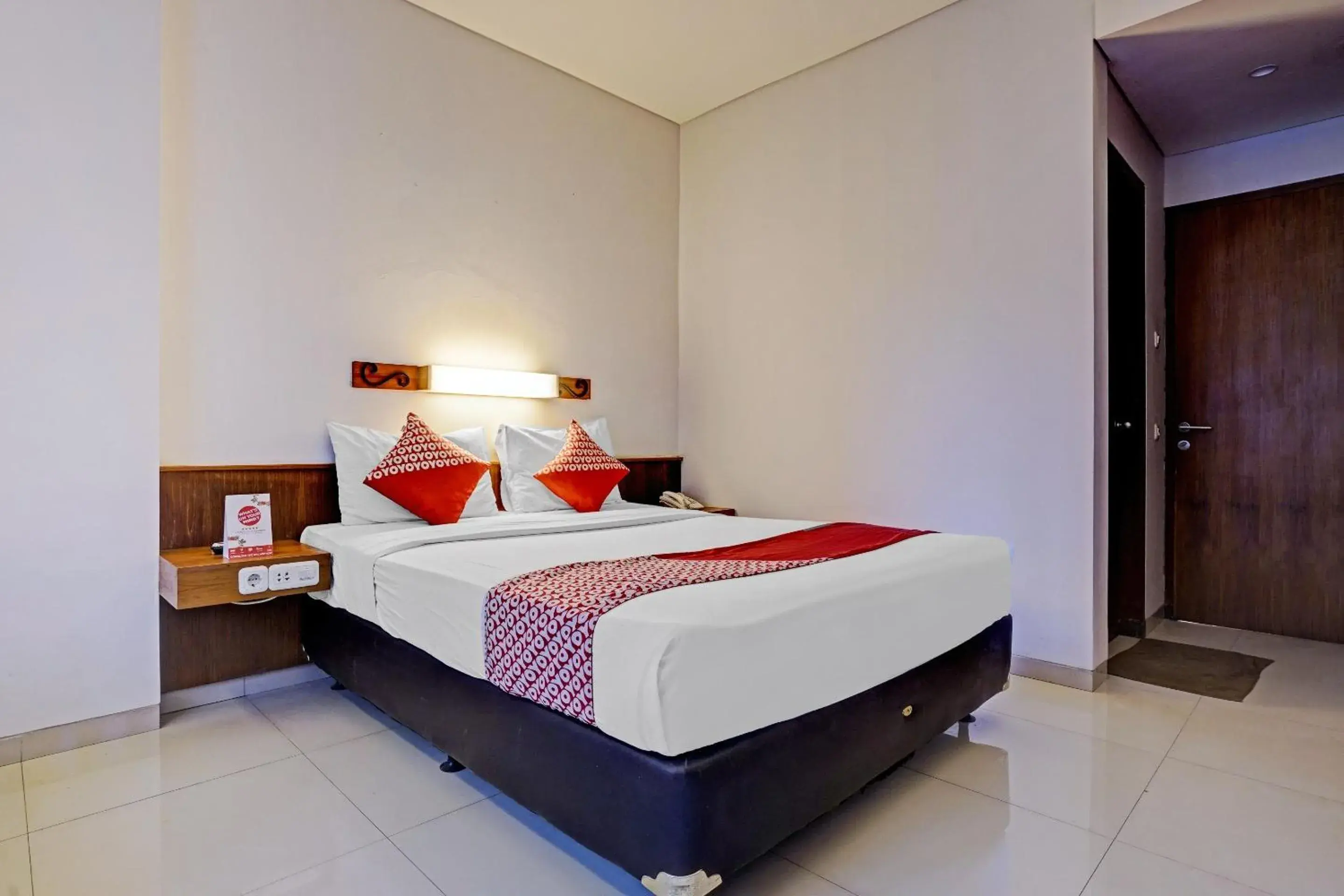 Bedroom, Bed in Collection O Riau Near Trans Studio Bandung Formerly Hotel Montameri Bedroom, Bed in Collection O Riau Near Trans Studio Bandung Formerly Hotel Montameri